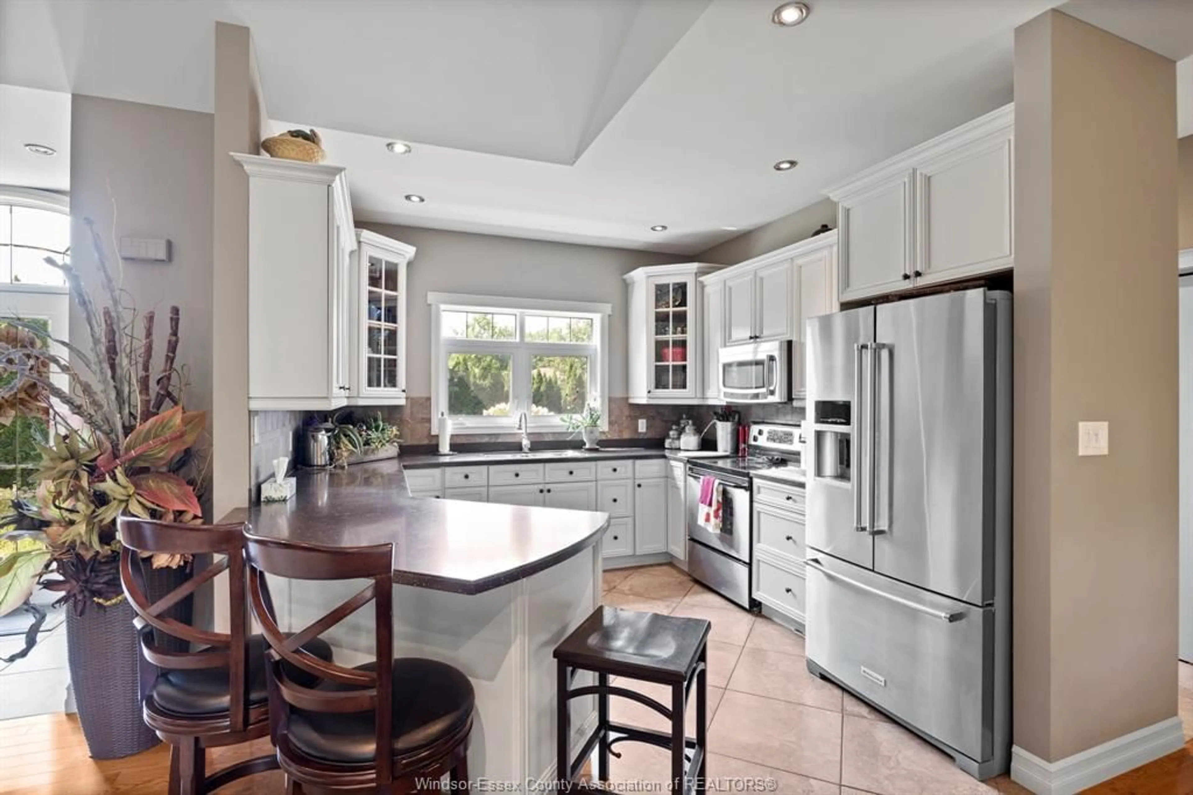 Contemporary kitchen, ceramic/tile floor for 507 LADALE Lane, Wheatley Ontario N0P 2P0