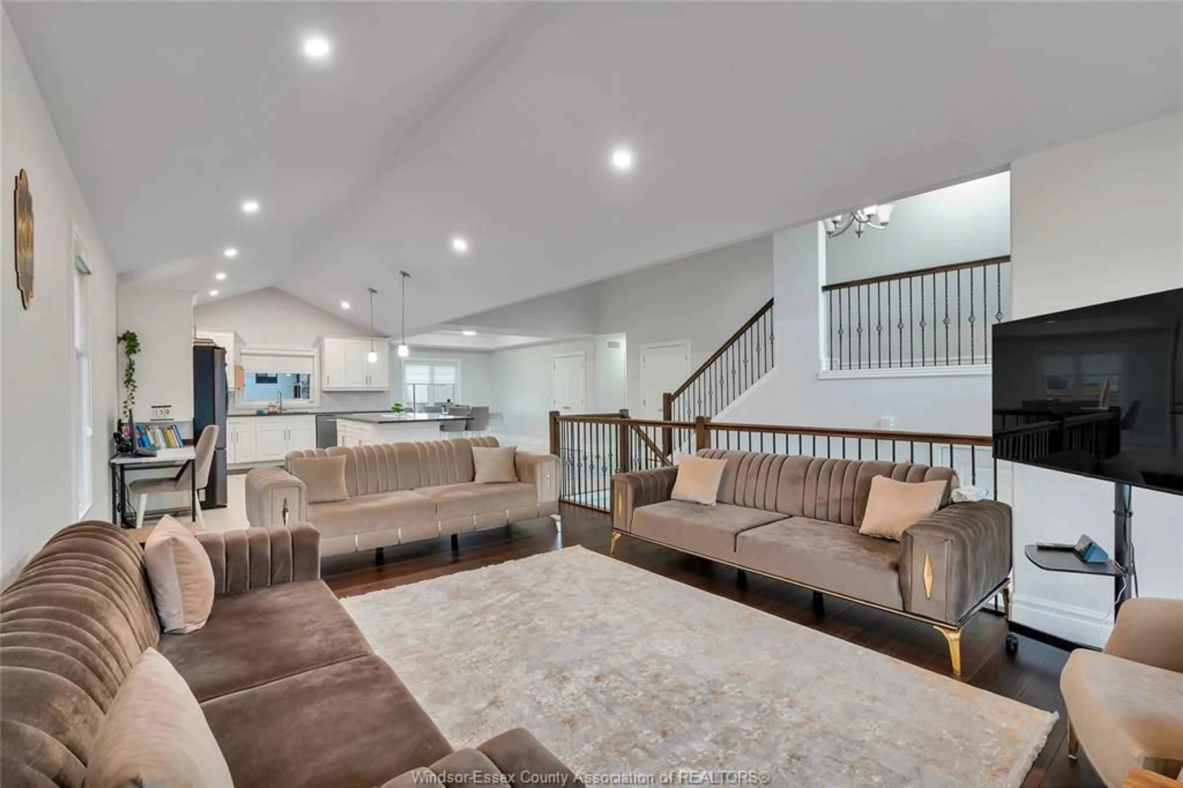 Living room with furniture, unknown for 108 BONNET Rd, Amherstburg Ontario N9V 3T4