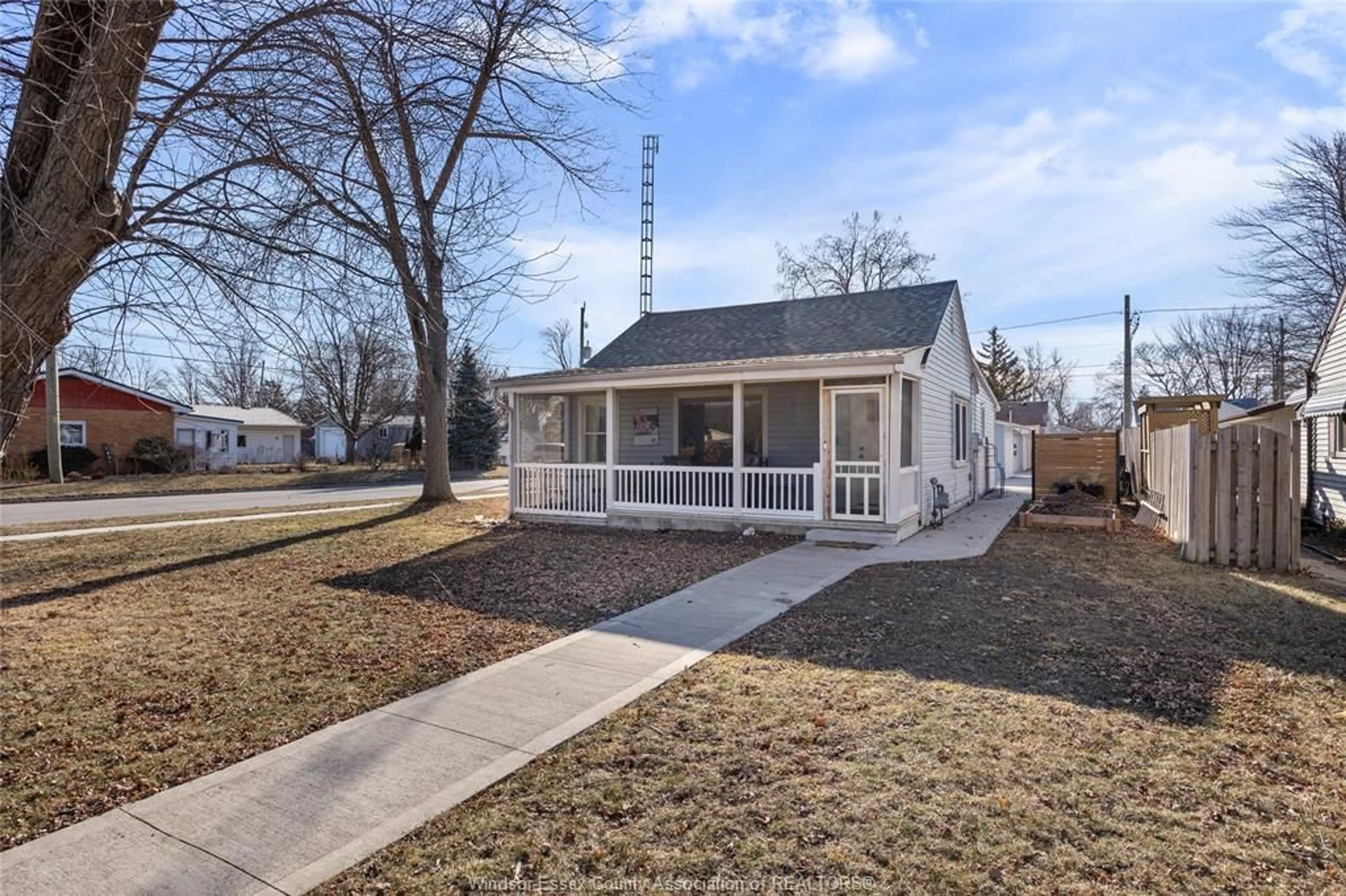 Unknown for 37 RICHARDSON Ave, Tilbury Ontario N0P 2L0