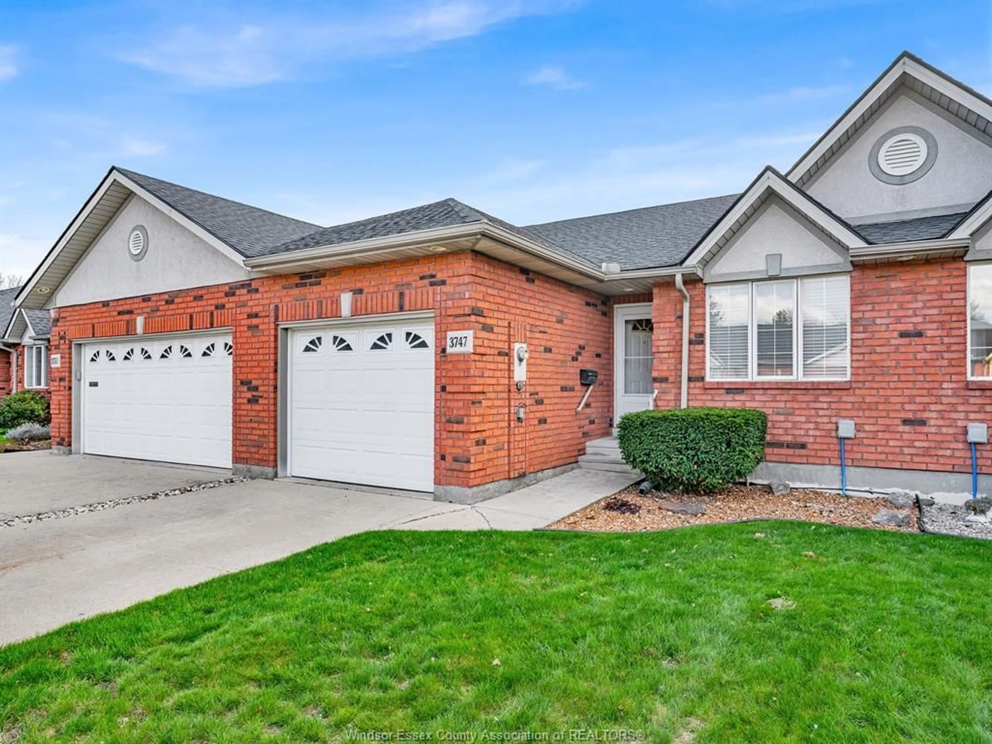 Home with brick exterior material, street for 3747 PRAIRIE Crt, Windsor Ontario N9G 2X4