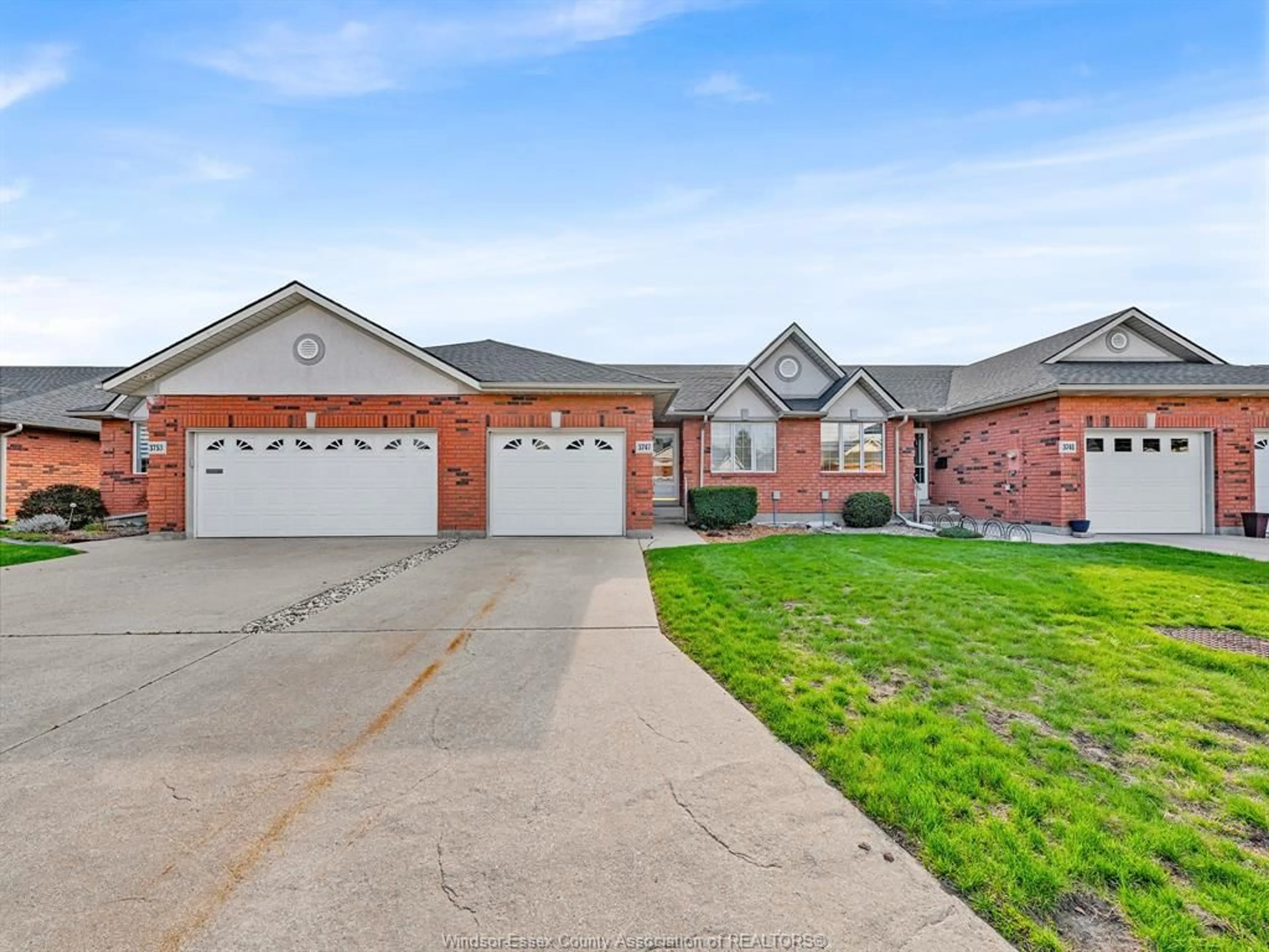 Home with brick exterior material, street for 3747 PRAIRIE Crt, Windsor Ontario N9G 2X4