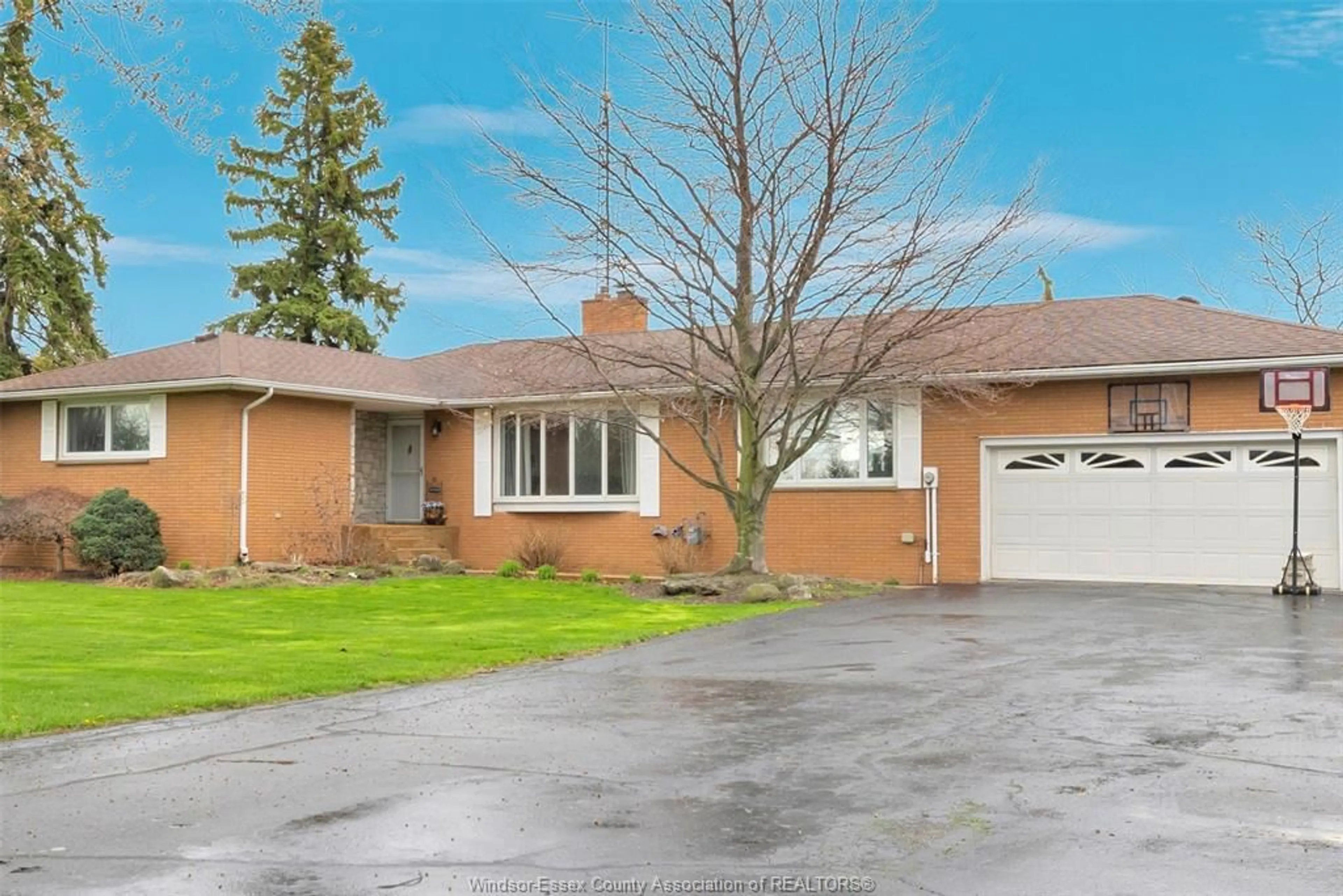 Home with brick exterior material, street for 54 MERSEA ROAD 12, Leamington Ontario N8H 3V7