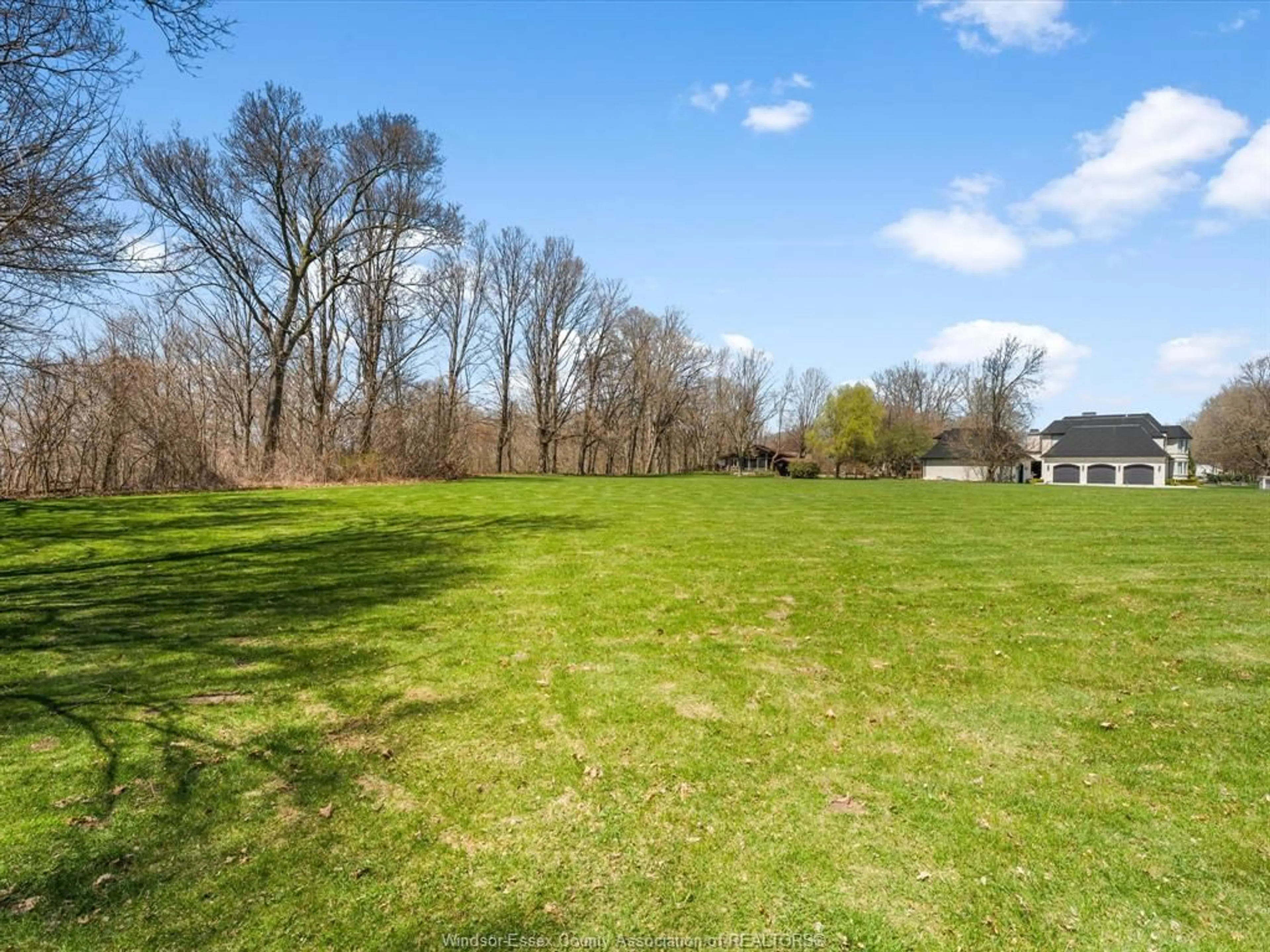 A pic from outside/outdoor area/front of a property/back of a property/a pic from drone, water/lake/river/ocean view for 1509 KENYON POINT Rd, Kingsville Ontario N9Y 0C6