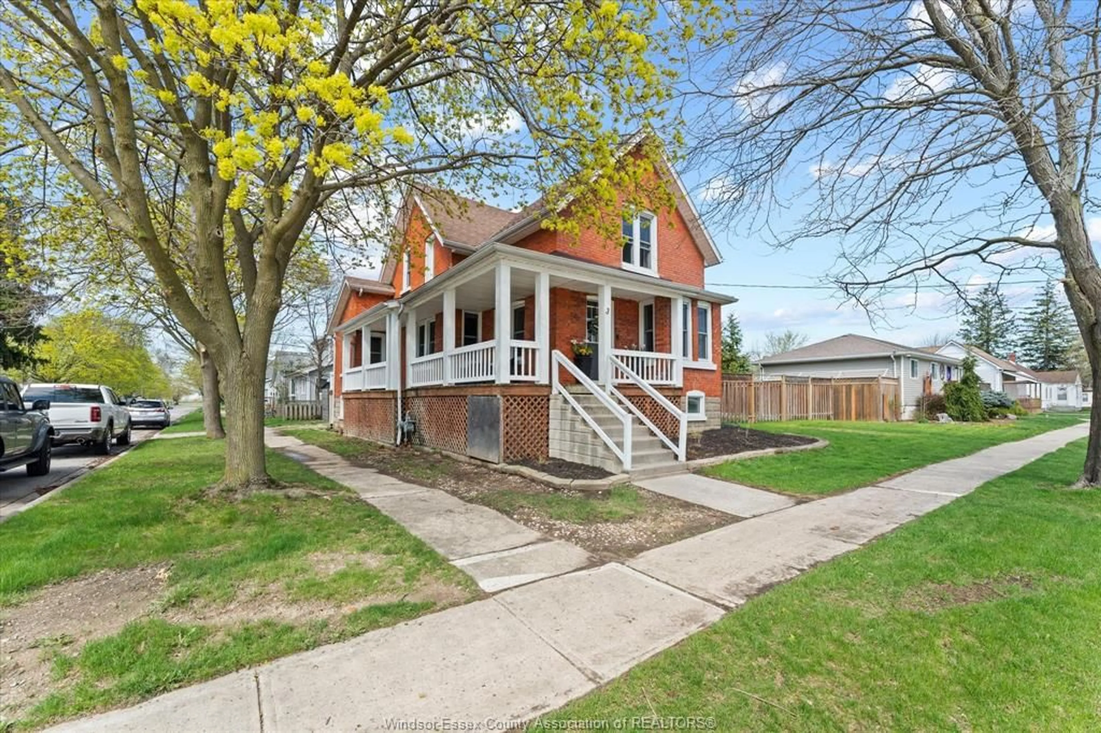 Home with brick exterior material, street for 3 LYON, Tilbury Ontario N0P 2L0