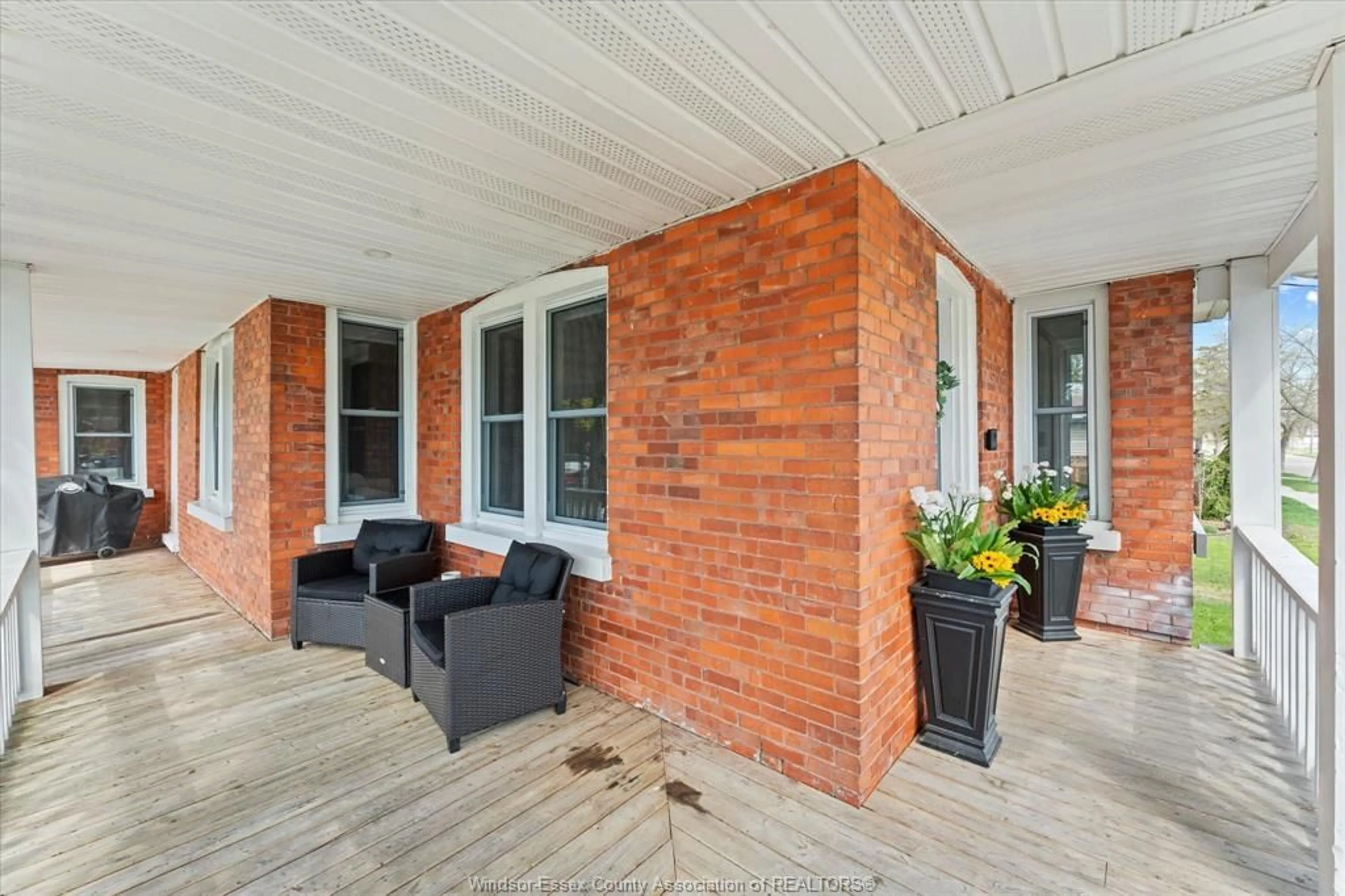 Patio, street for 3 LYON, Tilbury Ontario N0P 2L0
