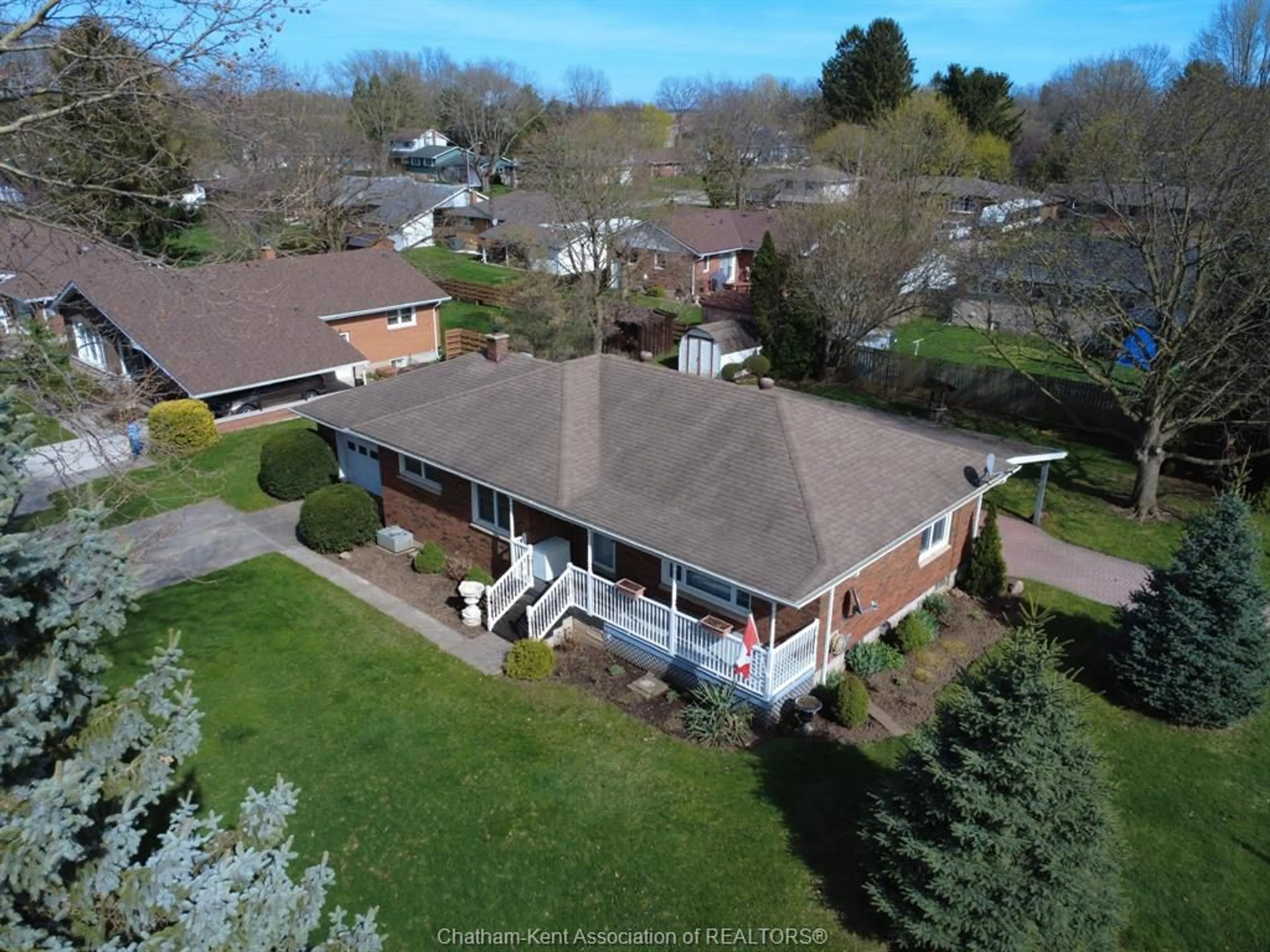 A pic from outside/outdoor area/front of a property/back of a property/a pic from drone, unknown for 145 Main St, Ridgetown Ontario N0P 2C0