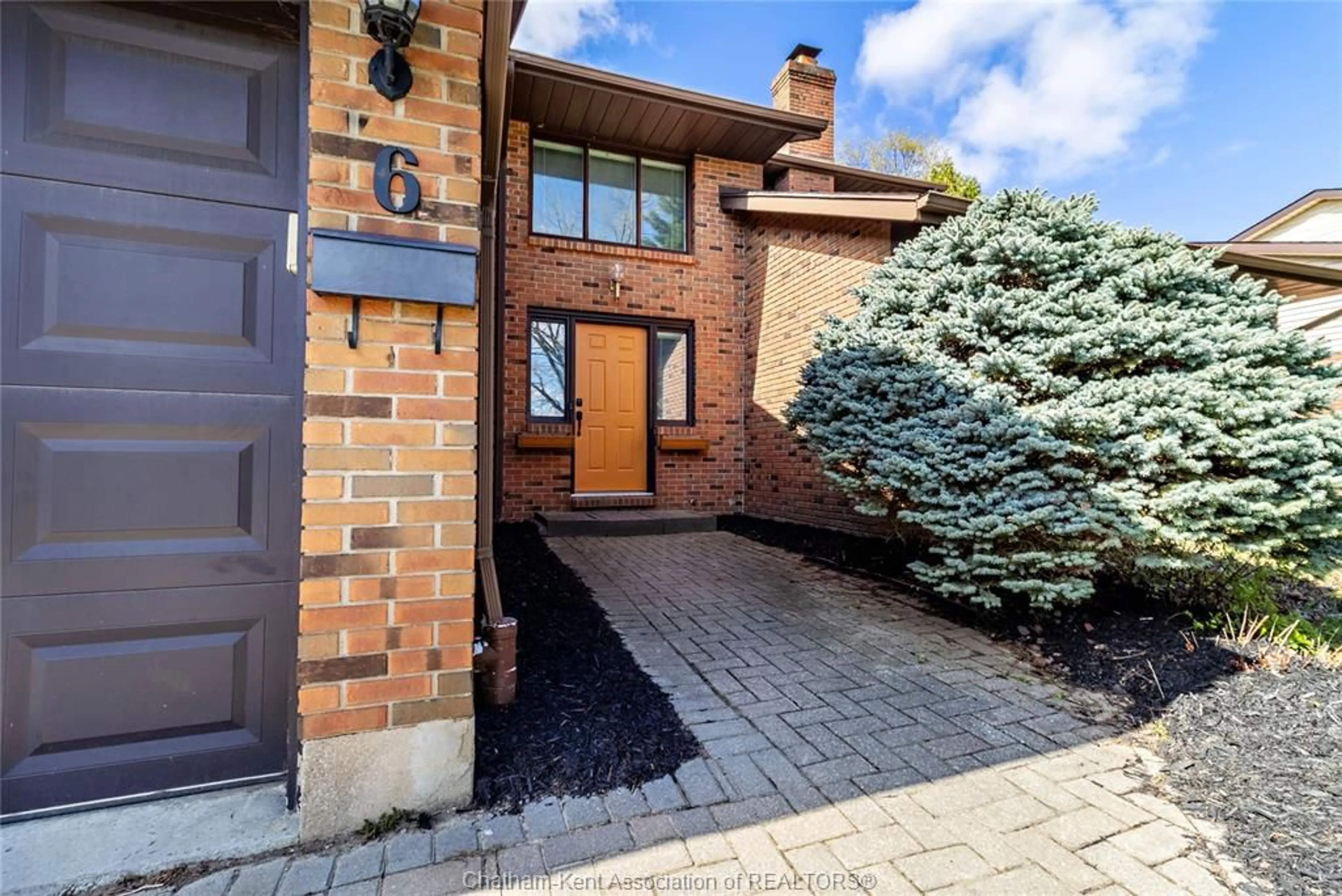 Home with brick exterior material, street for 6 Orangewood Blvd, Chatham Ontario N7L 5G9