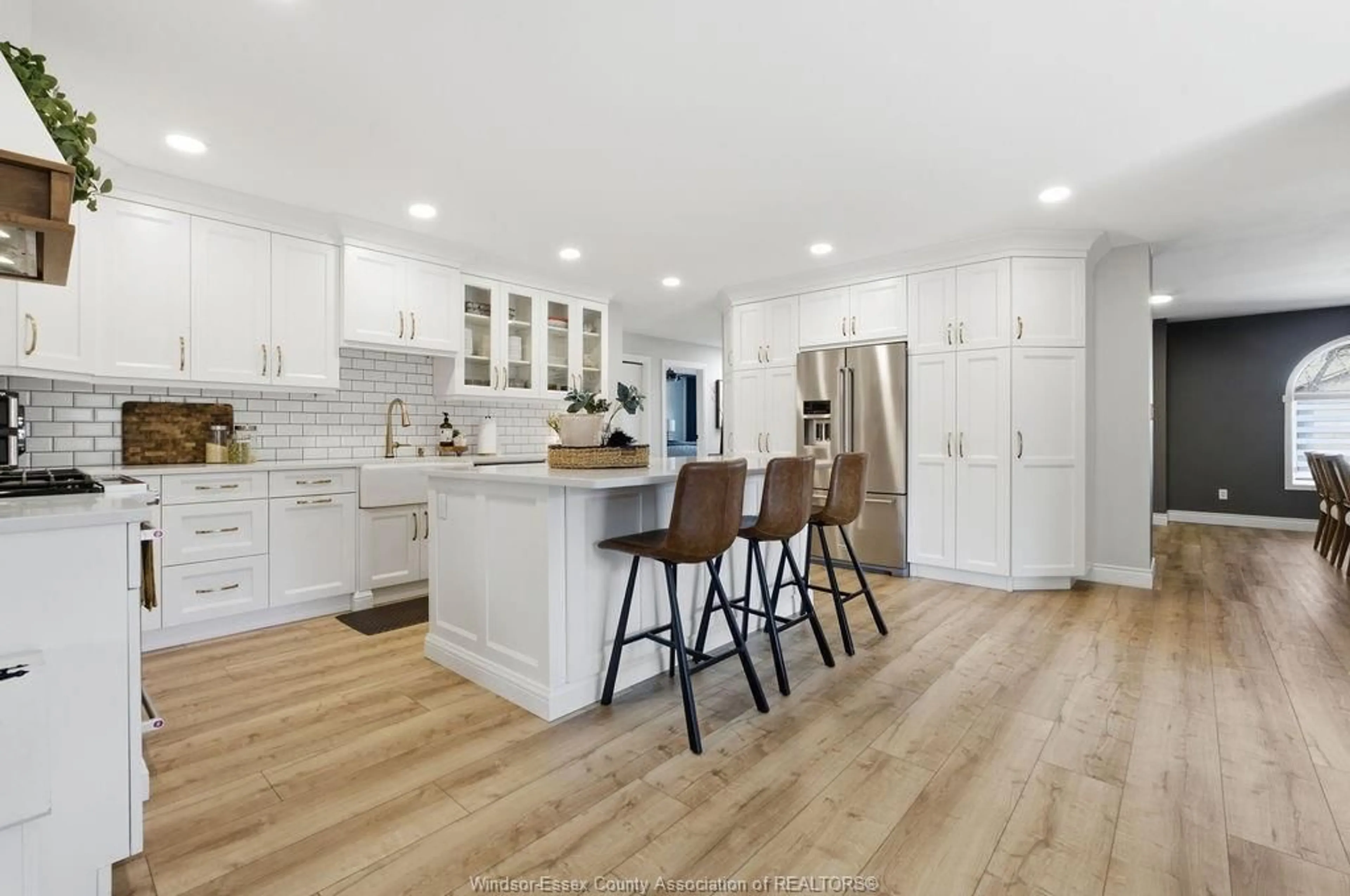 Open concept kitchen, unknown for 12311 VICKERY Lane, Tecumseh Ontario N9K 1B5