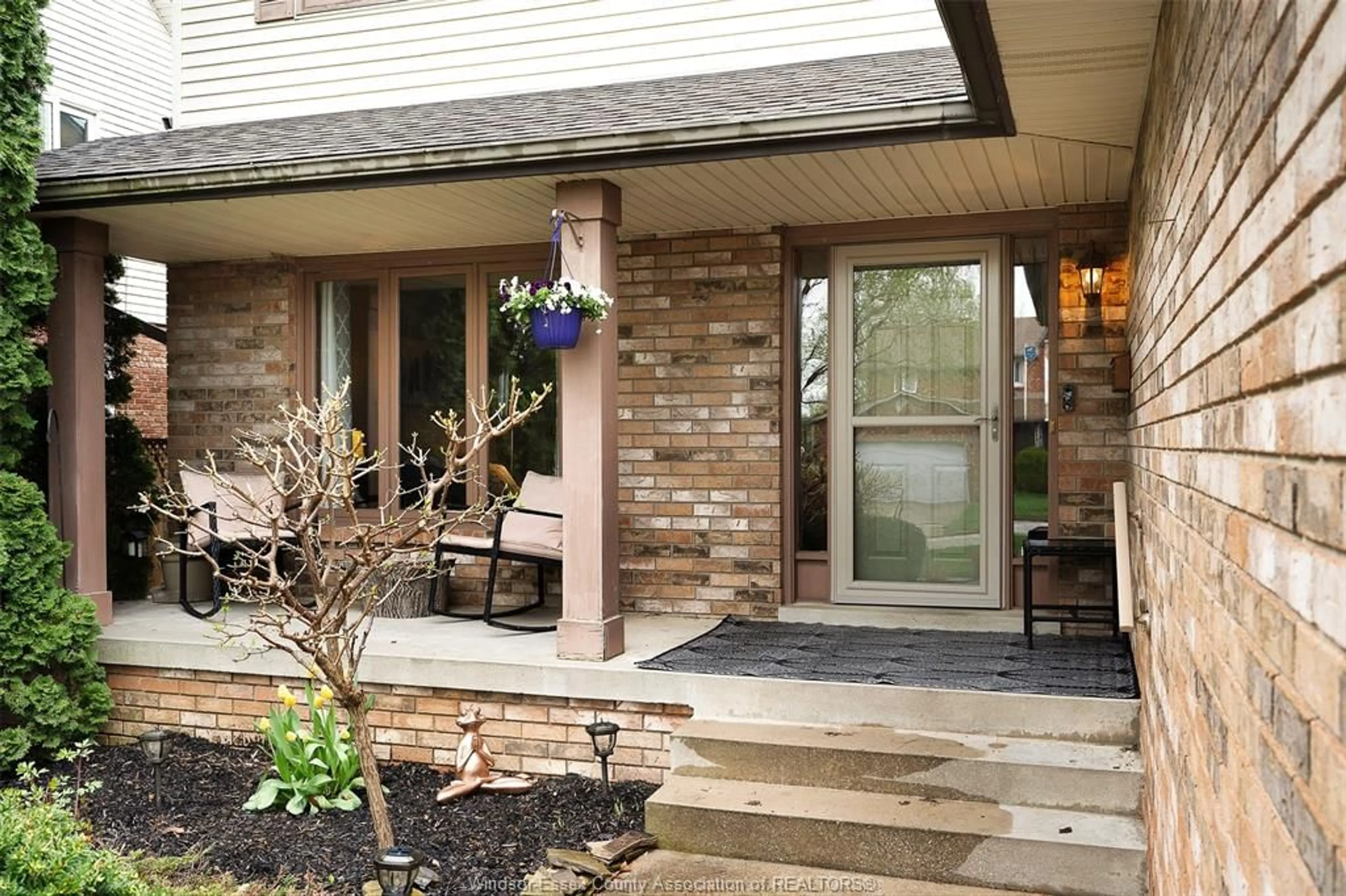 Unknown for 451 GAUTHIER Dr, Tecumseh Ontario N8N 2E3