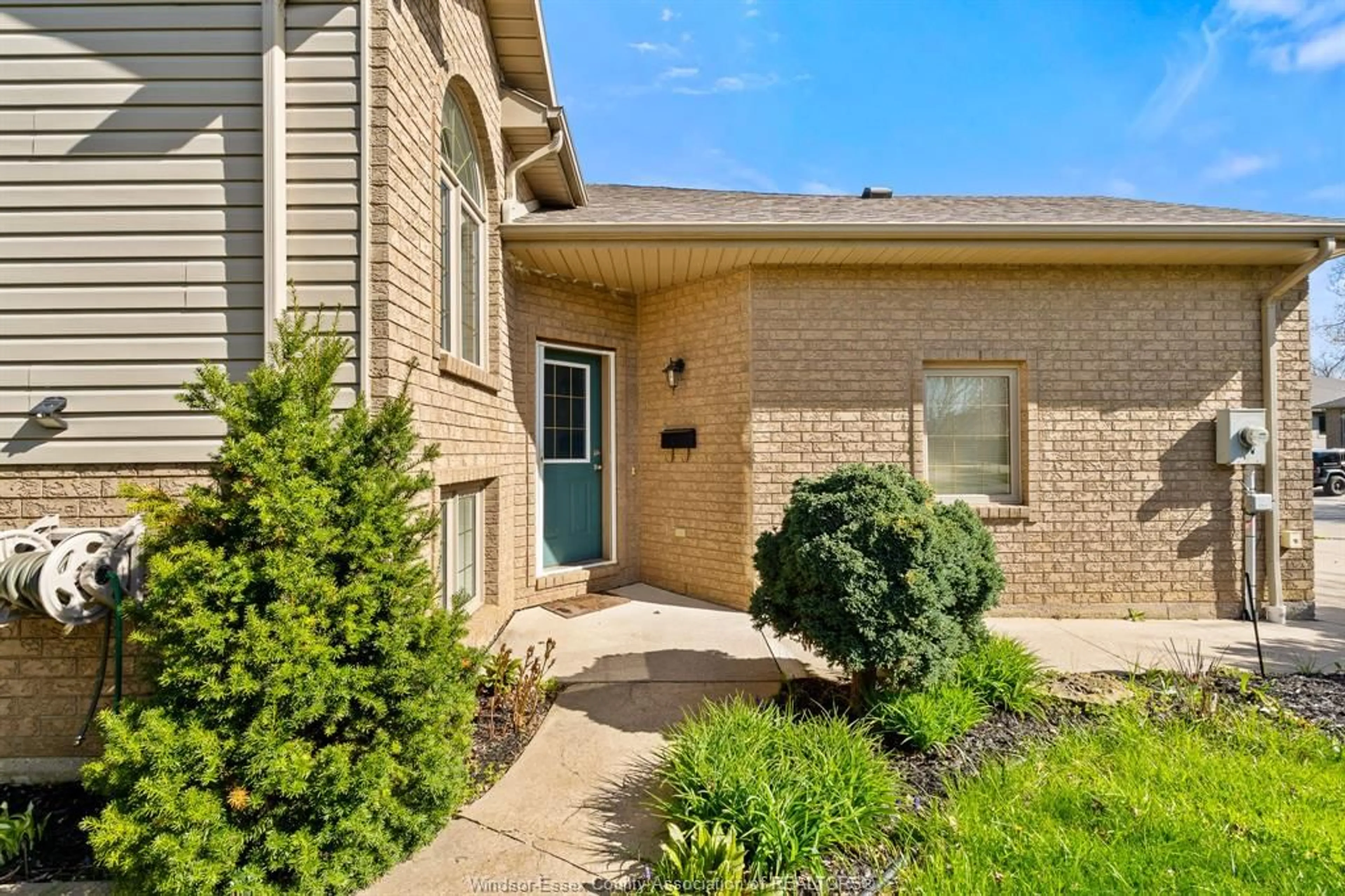 Unknown for 56 ANFRED St, Leamington Ontario N8H 5L3