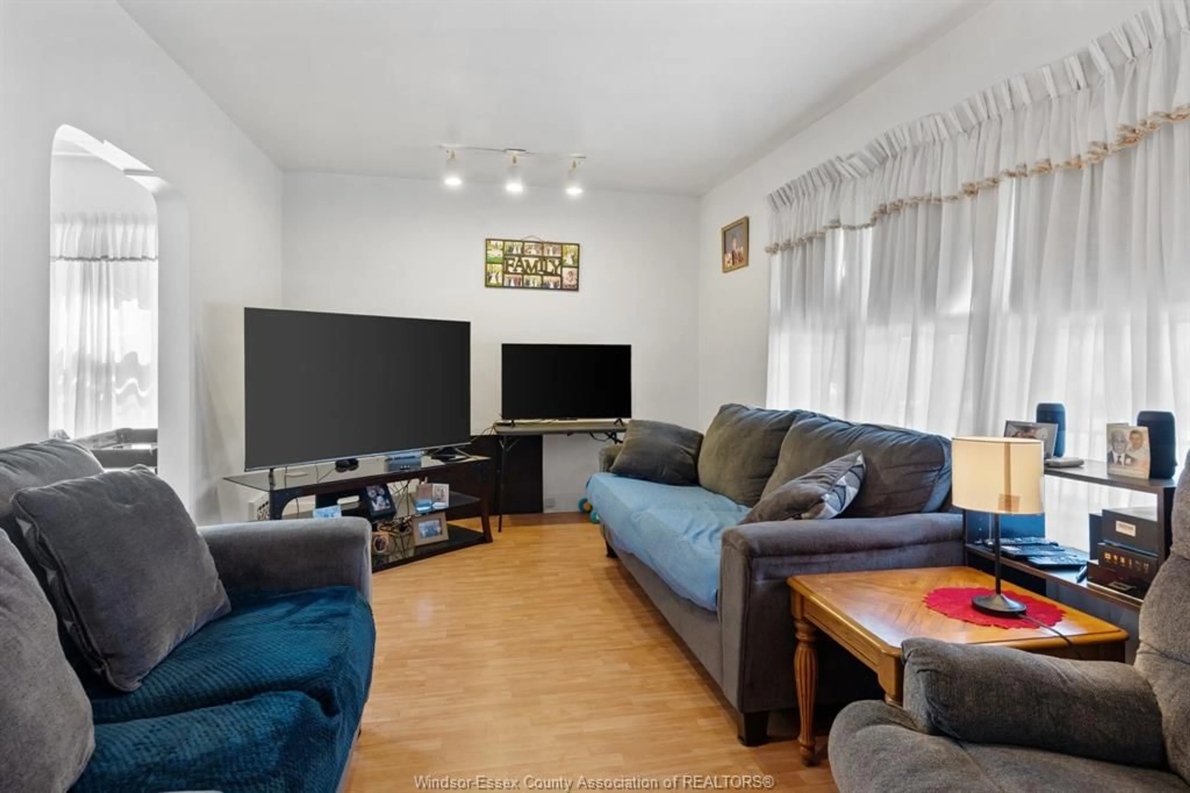 Living room with furniture, unknown for 1346 PIERRE Ave, Windsor Ontario N8X 4P1