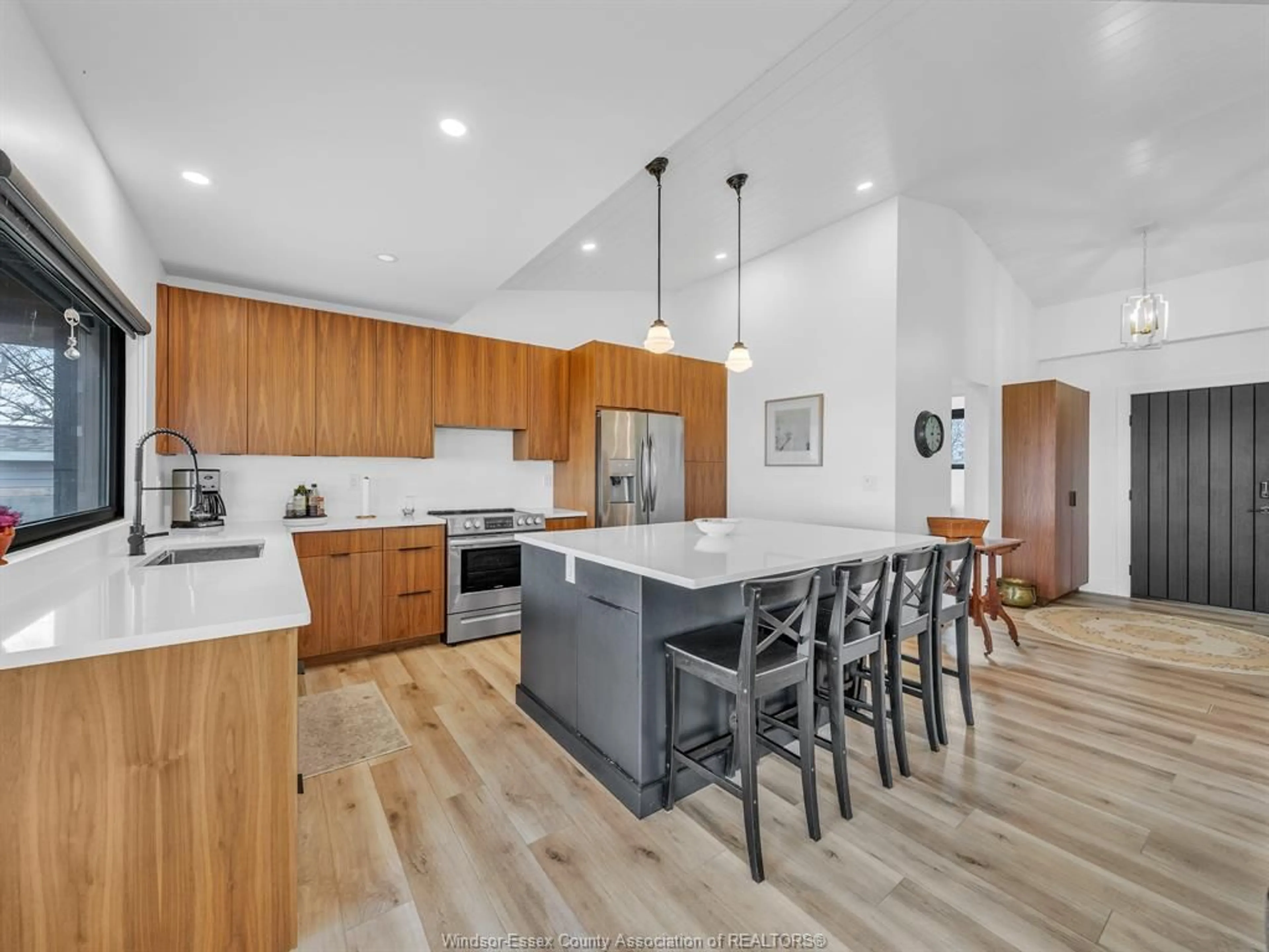 Open concept kitchen, unknown for 116 EAST BEACH, Leamington Ontario N8H 3V7