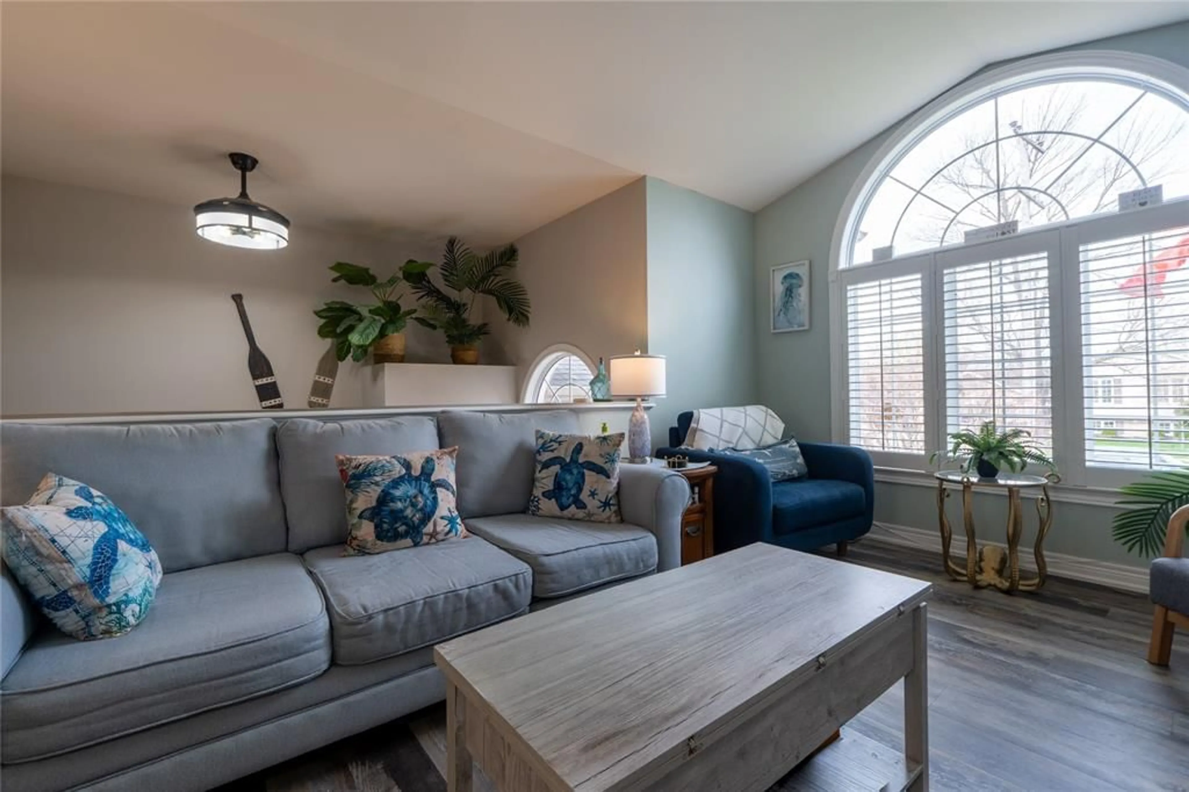 Living room with furniture, unknown for 422 Murray St, St Clair Ontario N0N 1G0