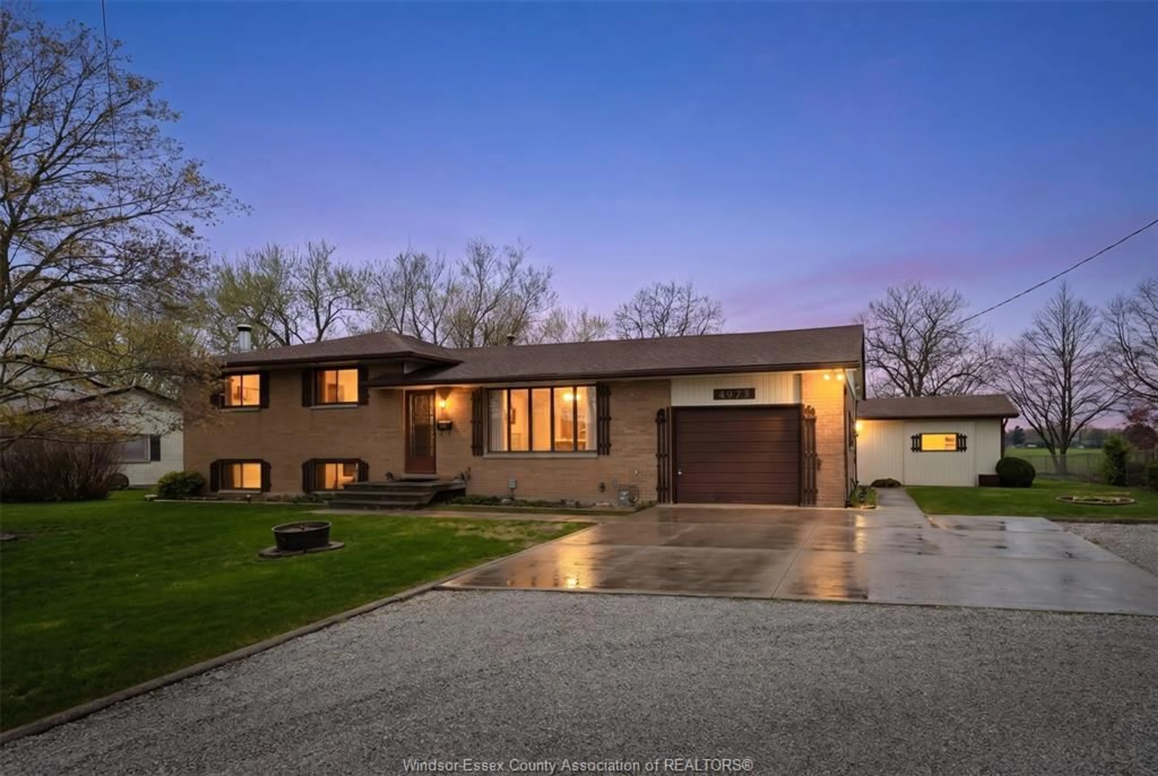 Home with brick exterior material, street for 4675 HURON CHURCH LINE, LaSalle Ontario N9H 1H5