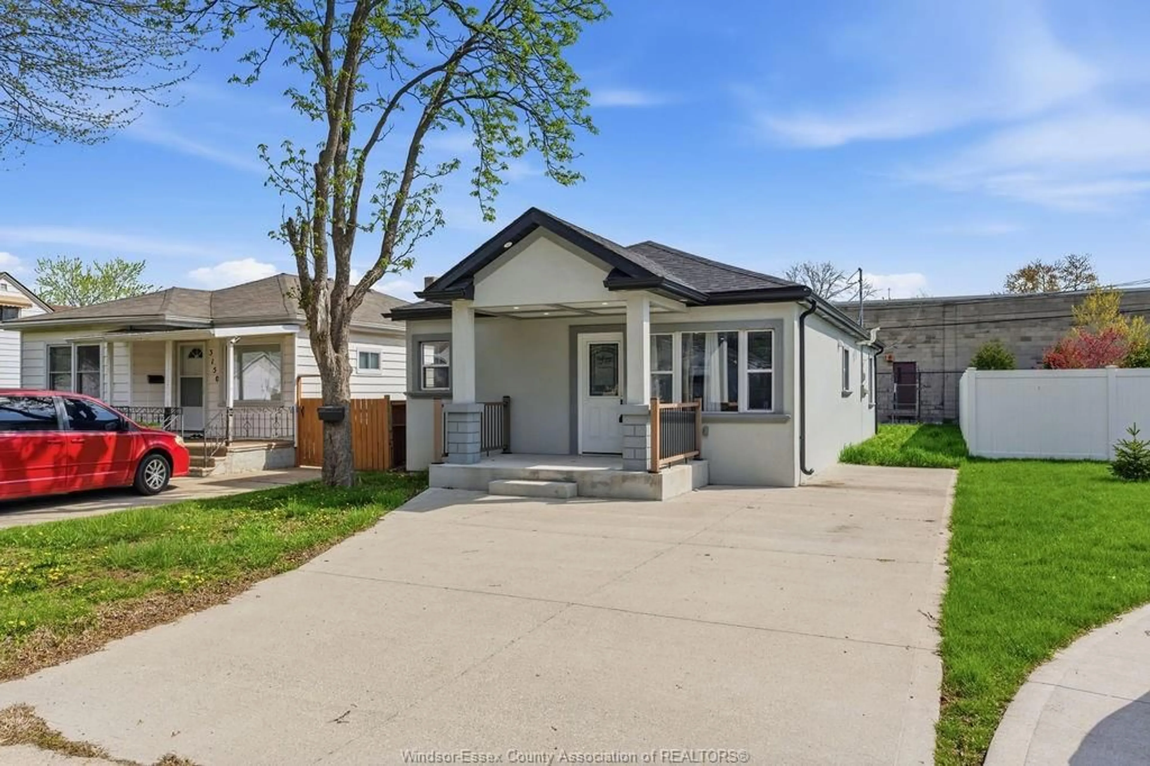 Home with vinyl exterior material, street for 3152 TURNER Rd, Windsor Ontario N8W 3L8