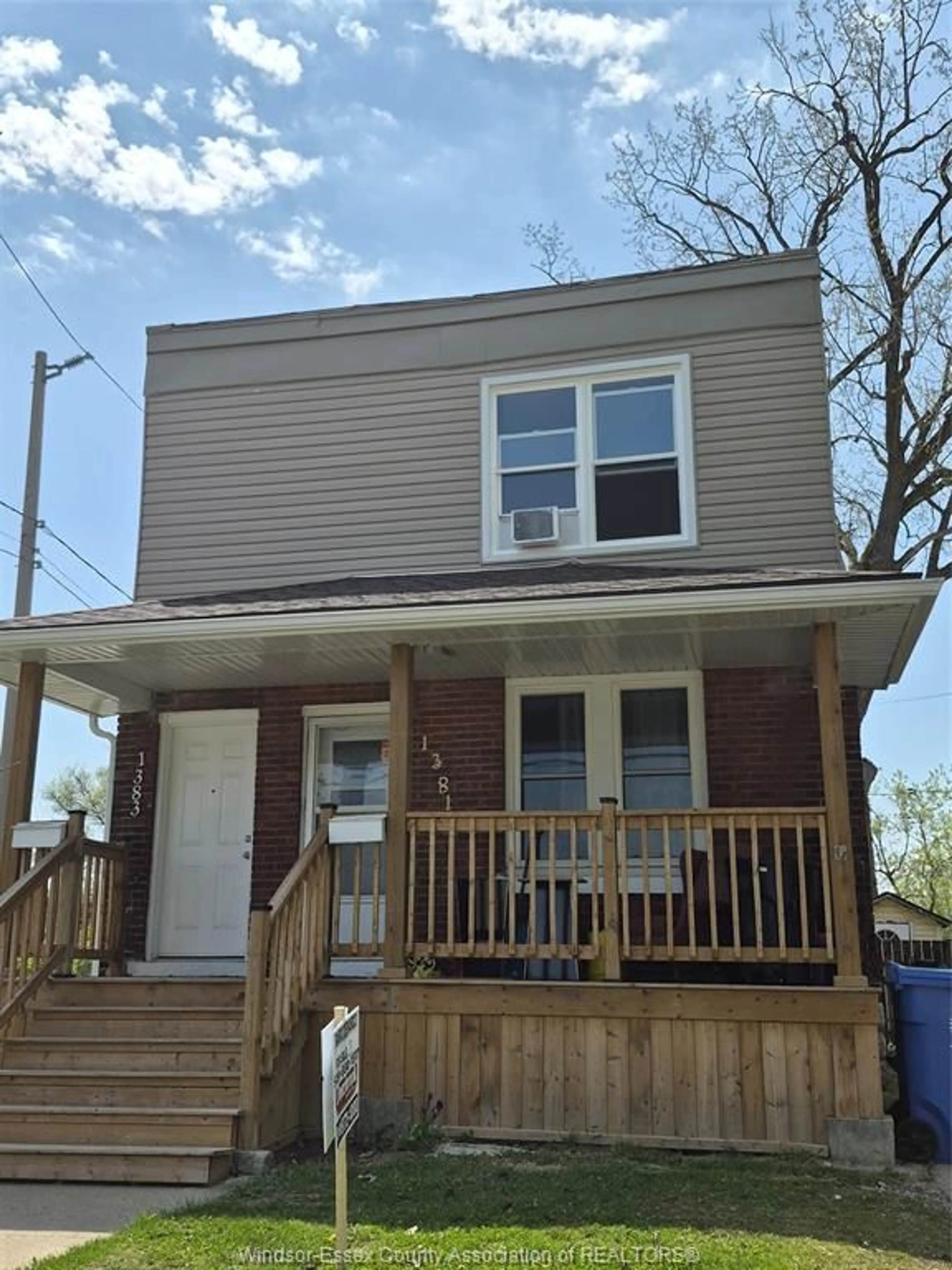 Home with vinyl exterior material, street for 1381-83 WELLINGTON, Windsor Ontario N8X 2C1