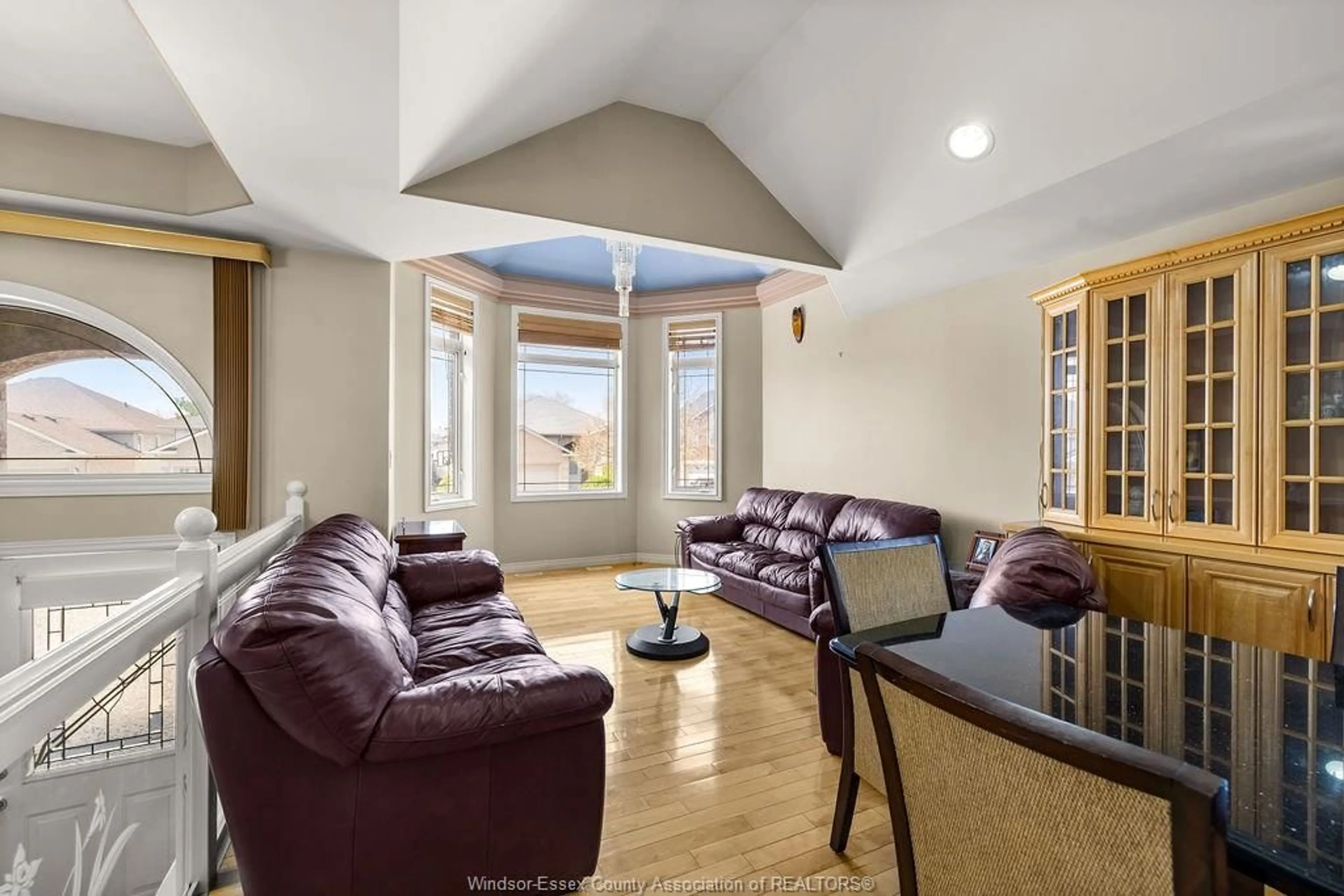 Living room with furniture, unknown for 4620 BUNKER, Windsor Ontario N9G 3A8