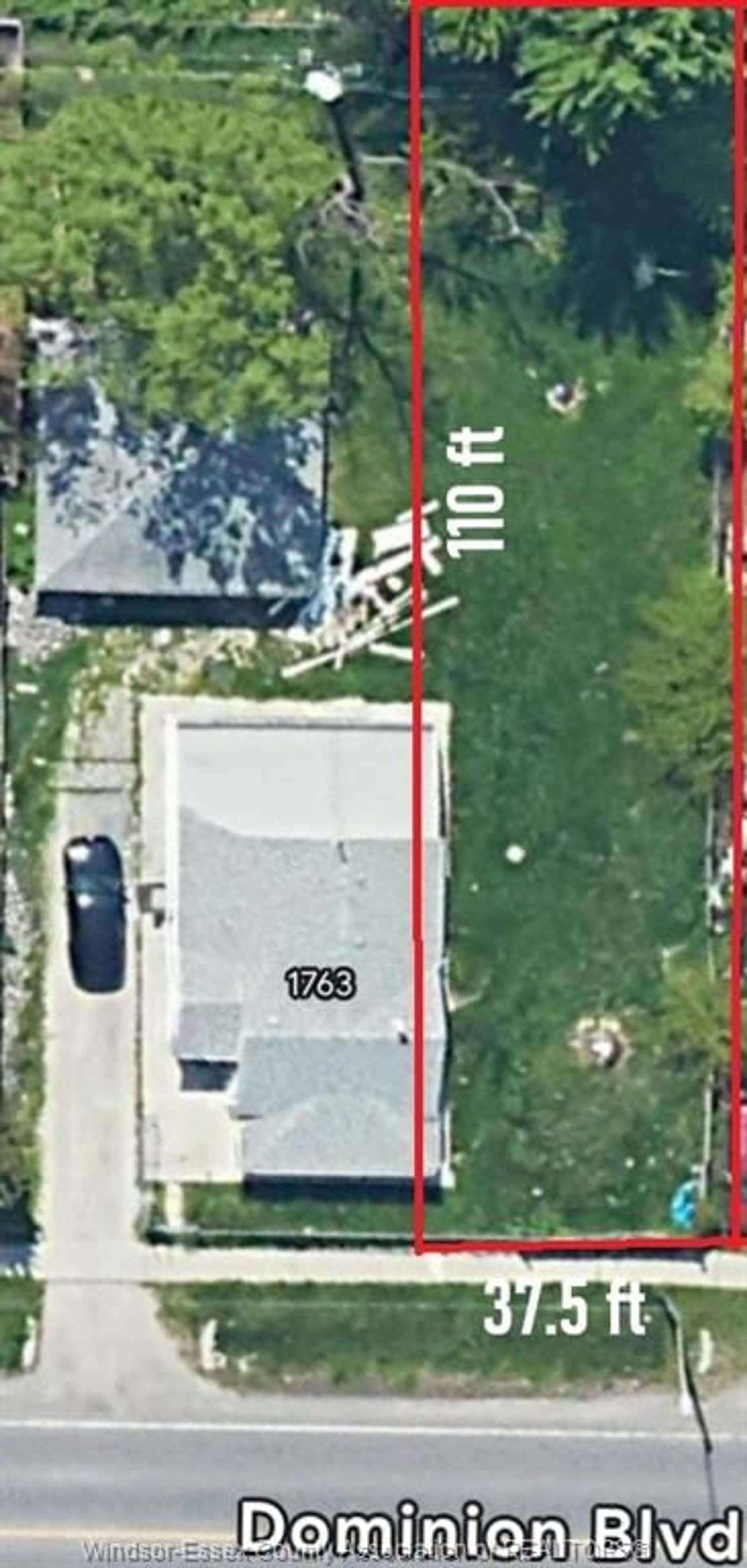 A pic from outside/outdoor area/front of a property/back of a property/a pic from drone, street for 1763 DOMINION Blvd, Windsor Ontario N9B 3H6