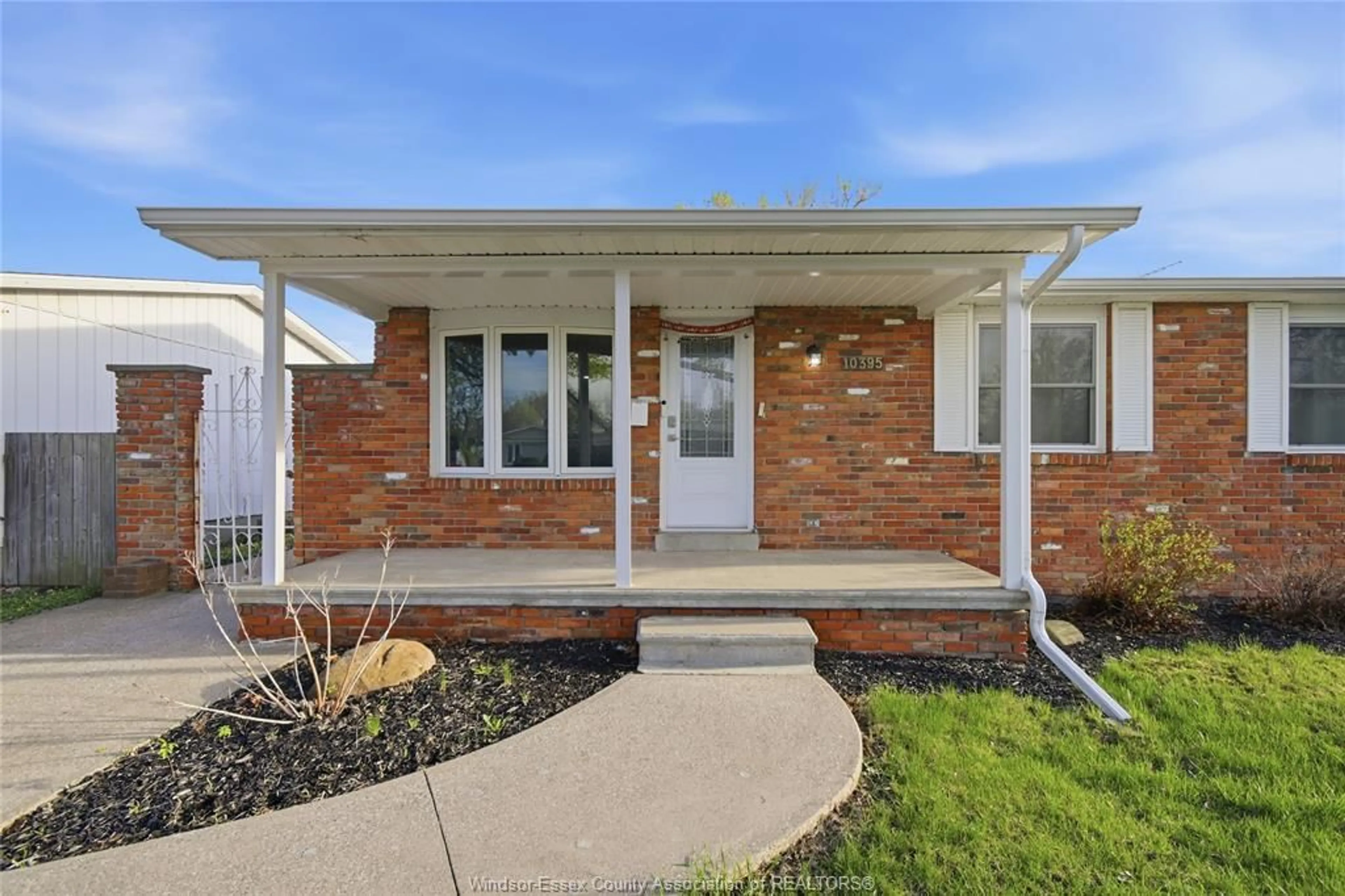 Home with brick exterior material, street for 10395 CALEDON Crt, Windsor Ontario N8R 1C7