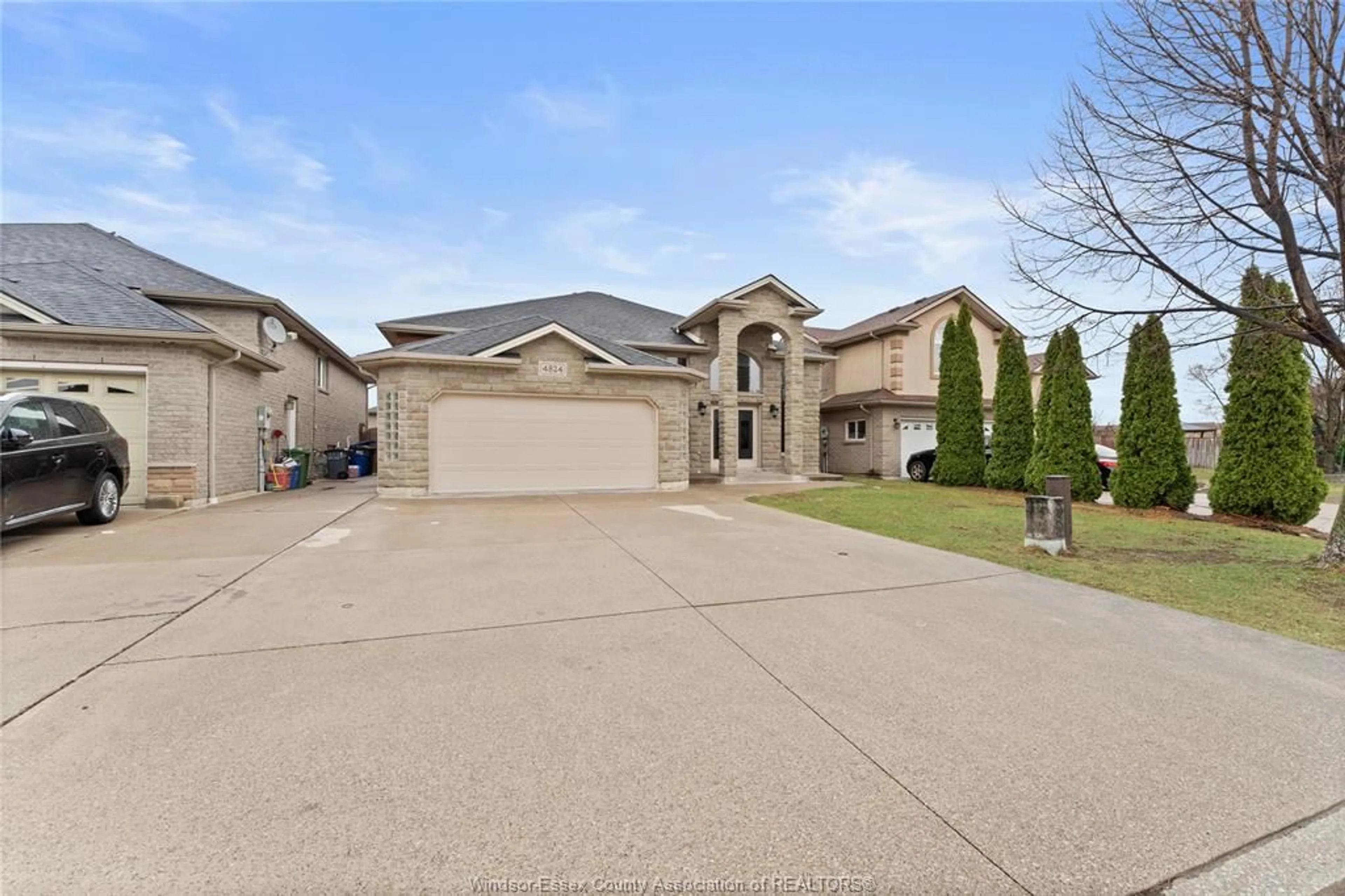 Unknown for 4824 BARCELONA, Windsor Ontario N9G 3E9