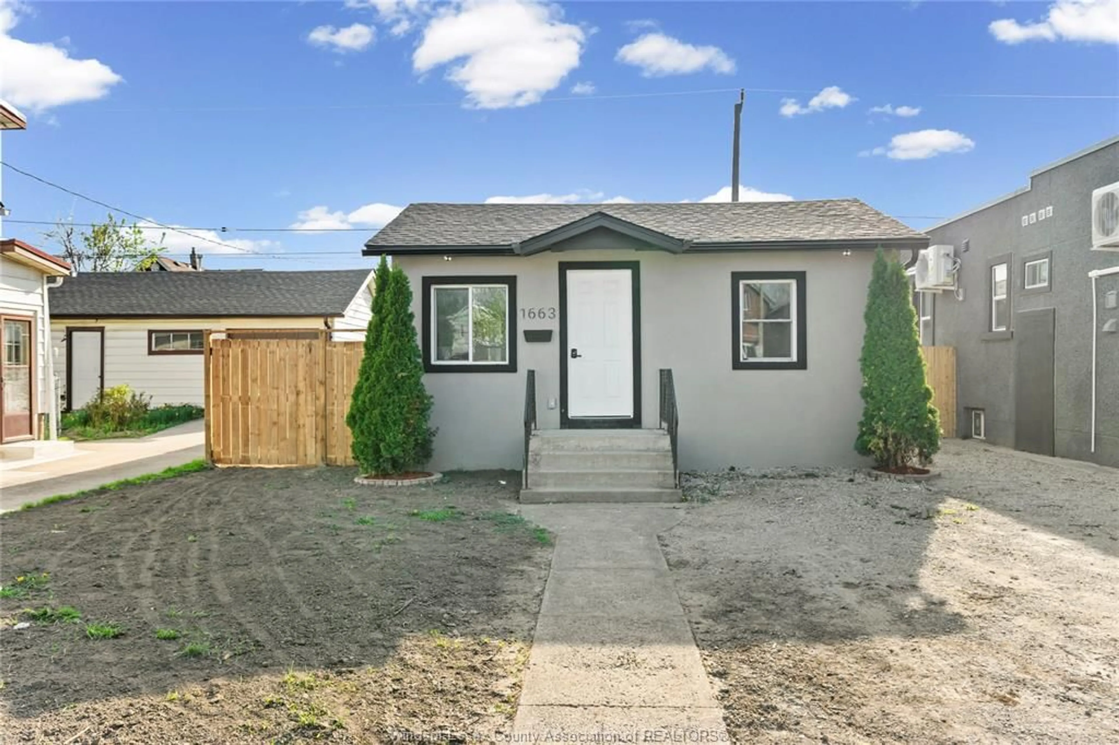 Unknown for 1663 Drouillard Rd, Windsor Ontario N8Y 2S4