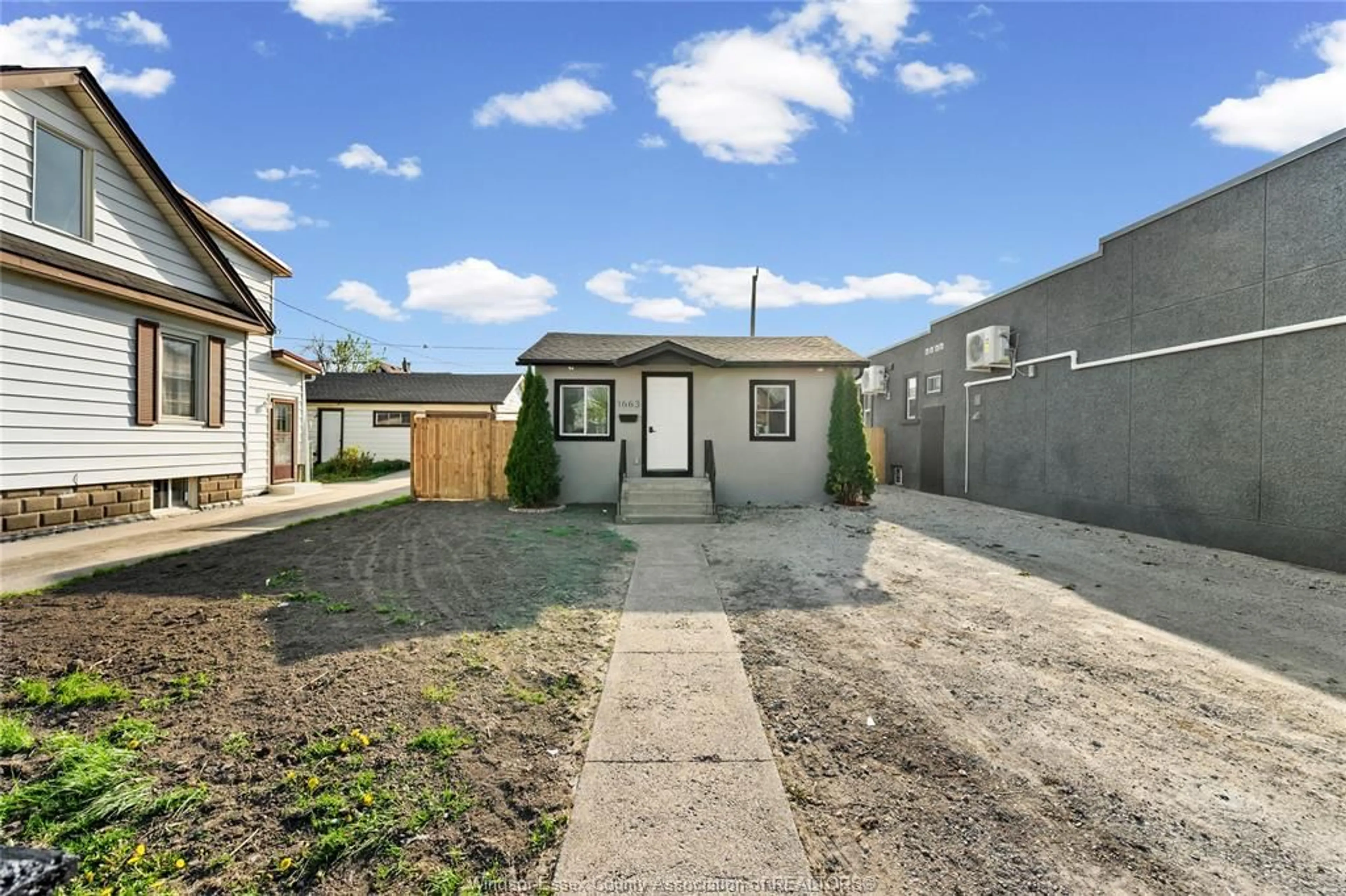 Unknown for 1663 Drouillard Rd, Windsor Ontario N8Y 2S4