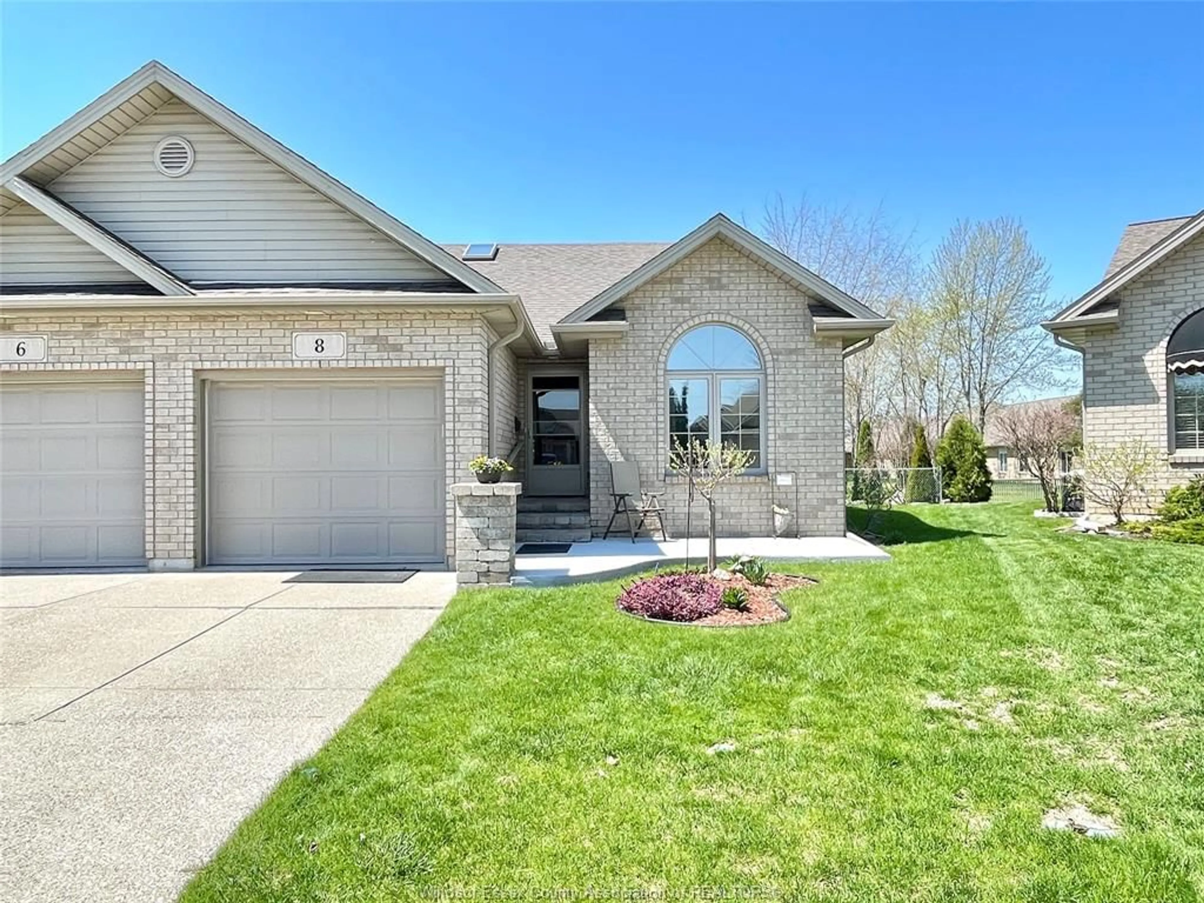 Home with brick exterior material, street for 8 Sand Pebble Cres, Kingsville Ontario N9Y 4B3