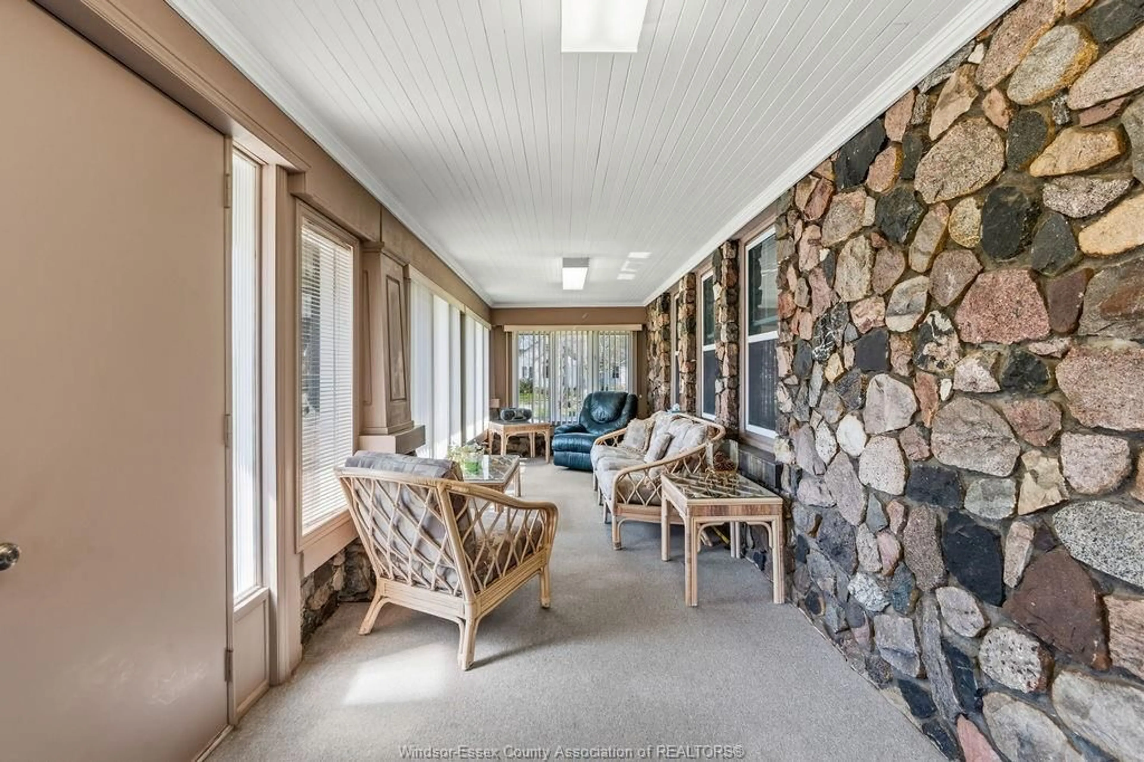 Unknown for 28 ALBERT St, Leamington Ontario N8H 3J8