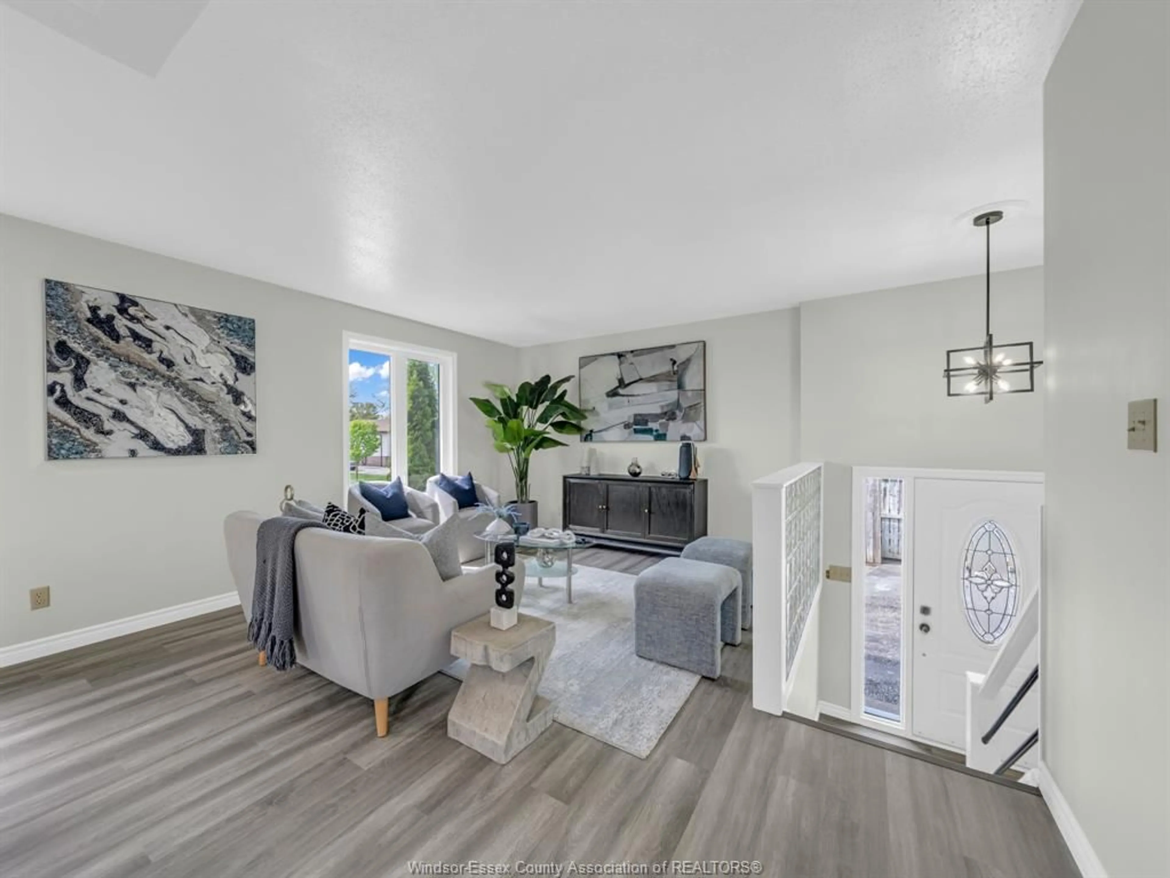 Living room with furniture, unknown for 30 Indiana Pl, Amherstburg Ontario N9V 3X5