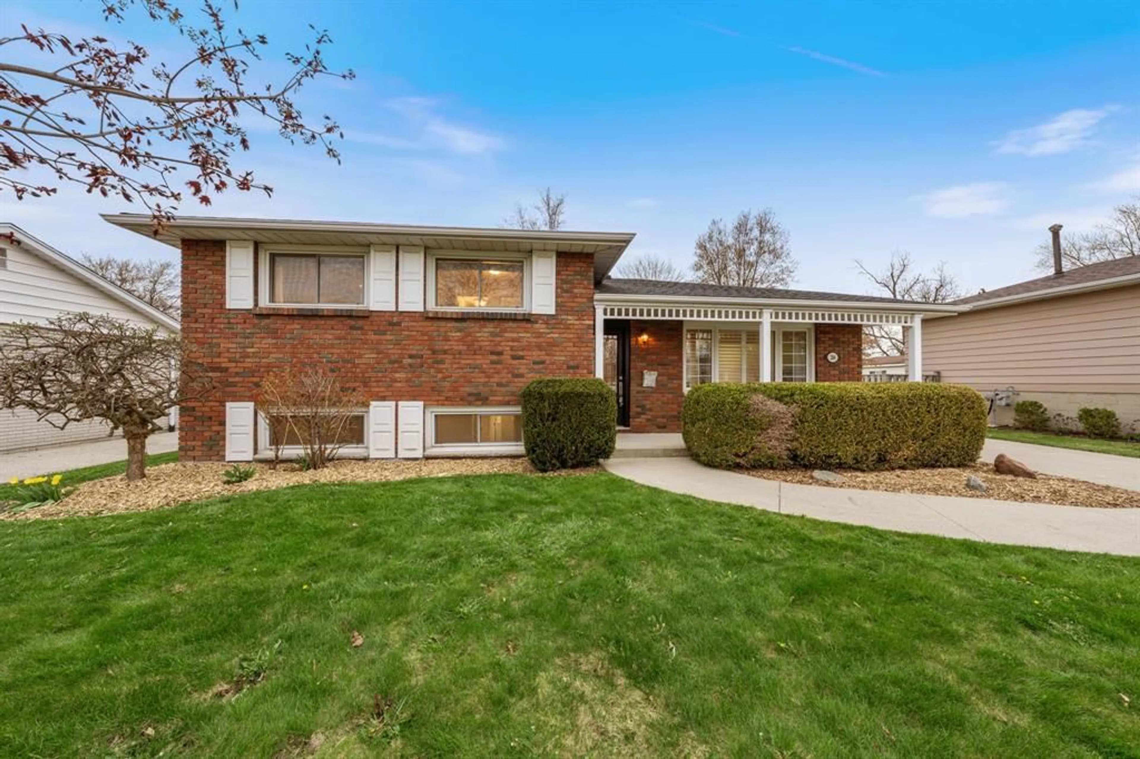 Home with brick exterior material, street for 284 ARGYLE St, St Clair Ontario N0N 1G0