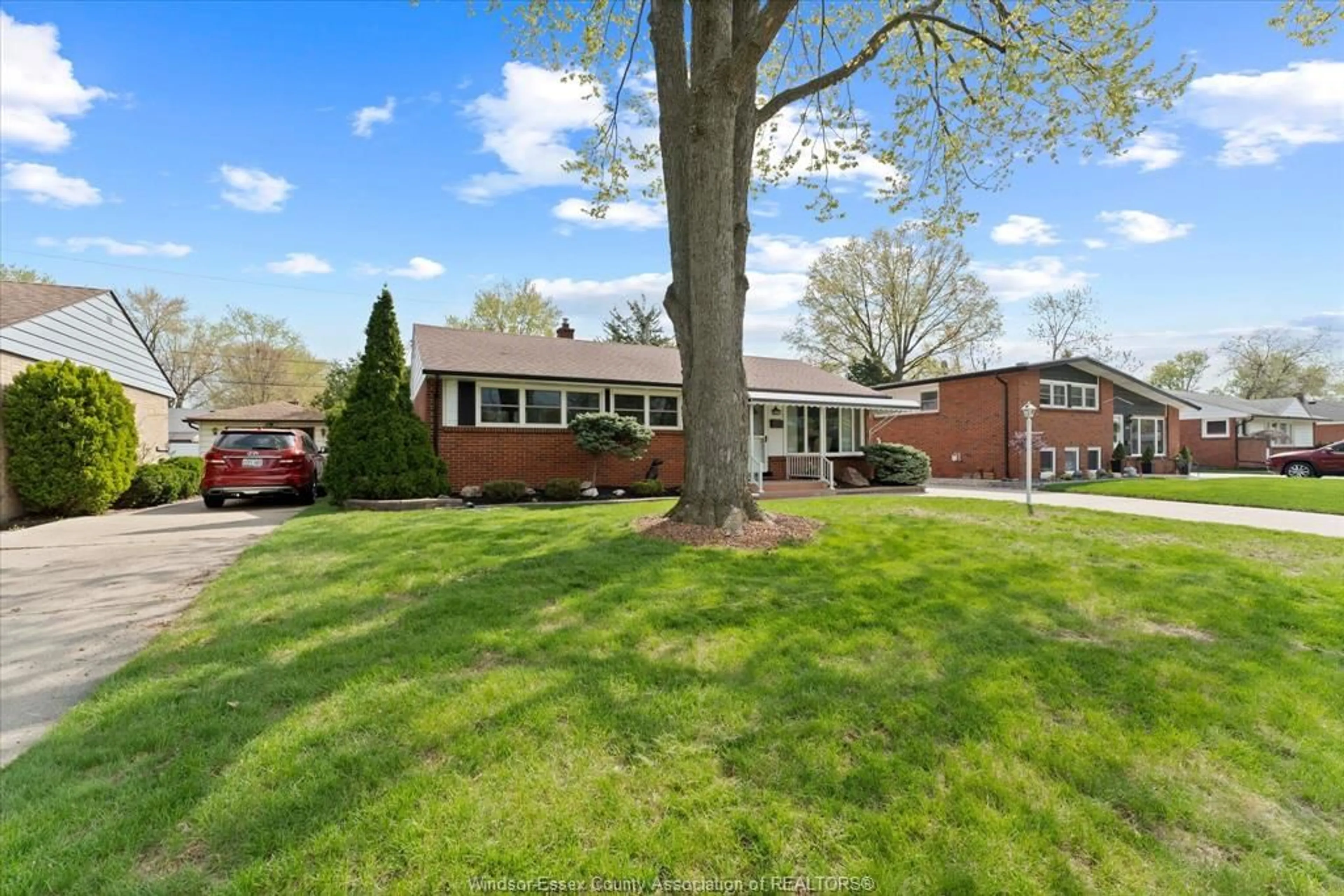 Home with brick exterior material, street for 3570 ROXBOROUGH Ave, Windsor Ontario N9E 3A2