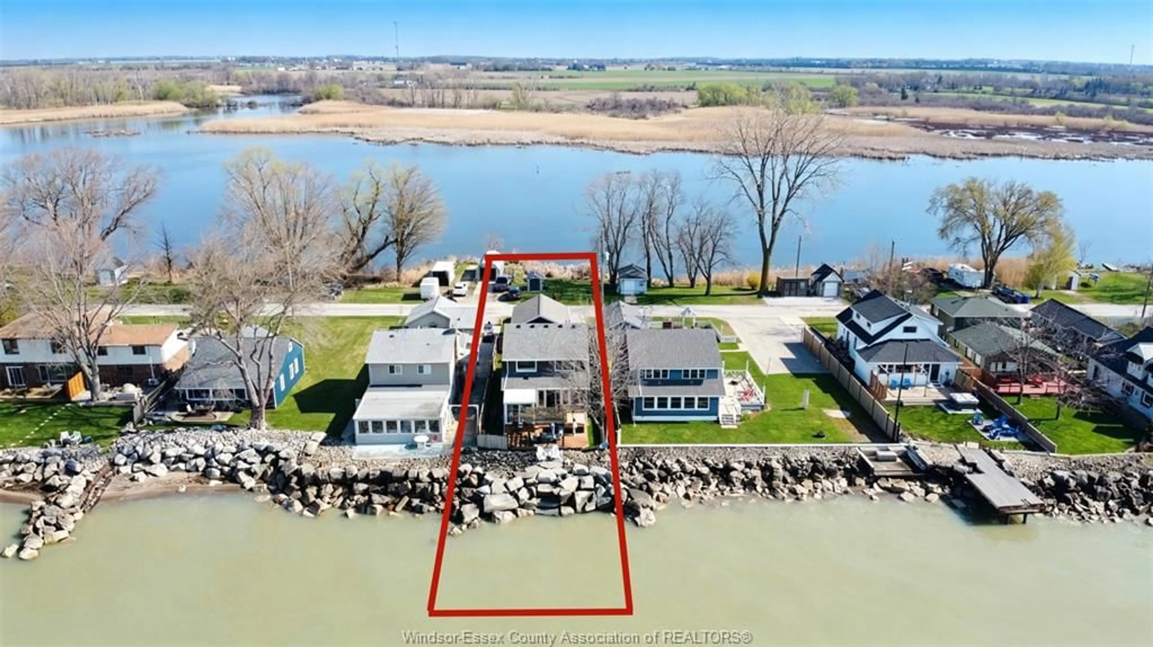 A pic from outside/outdoor area/front of a property/back of a property/a pic from drone, water/lake/river/ocean view for 479 Lakeside Dr, Amherstburg Ontario N9V 2Y8