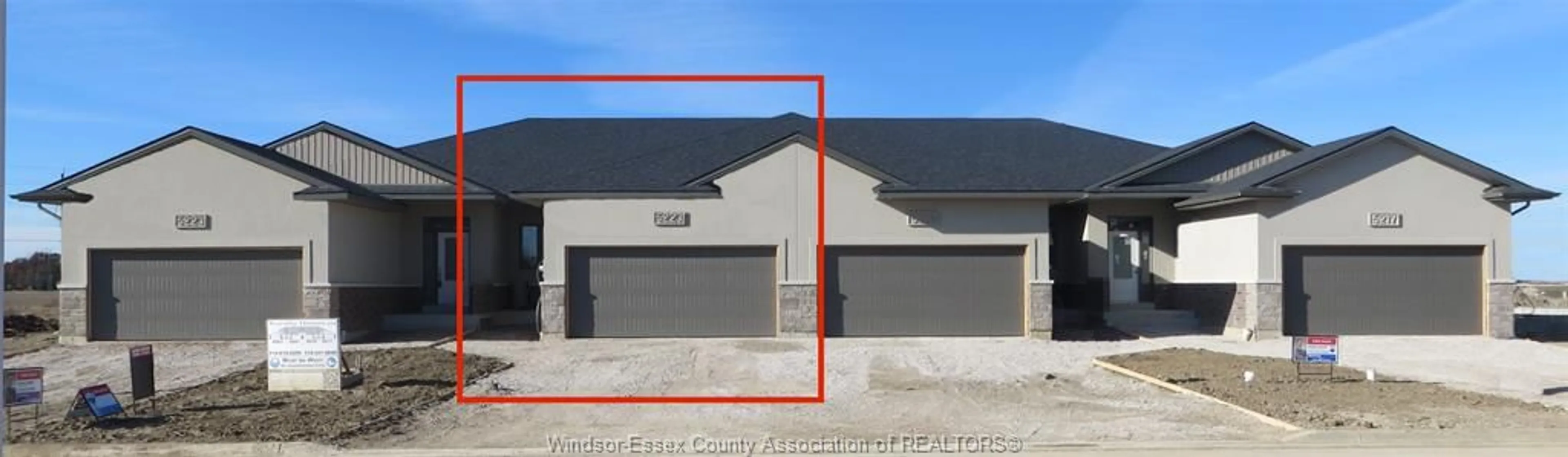 Blurry image for 5213 TALIA Trail, Tecumseh Ontario N0R 1K0