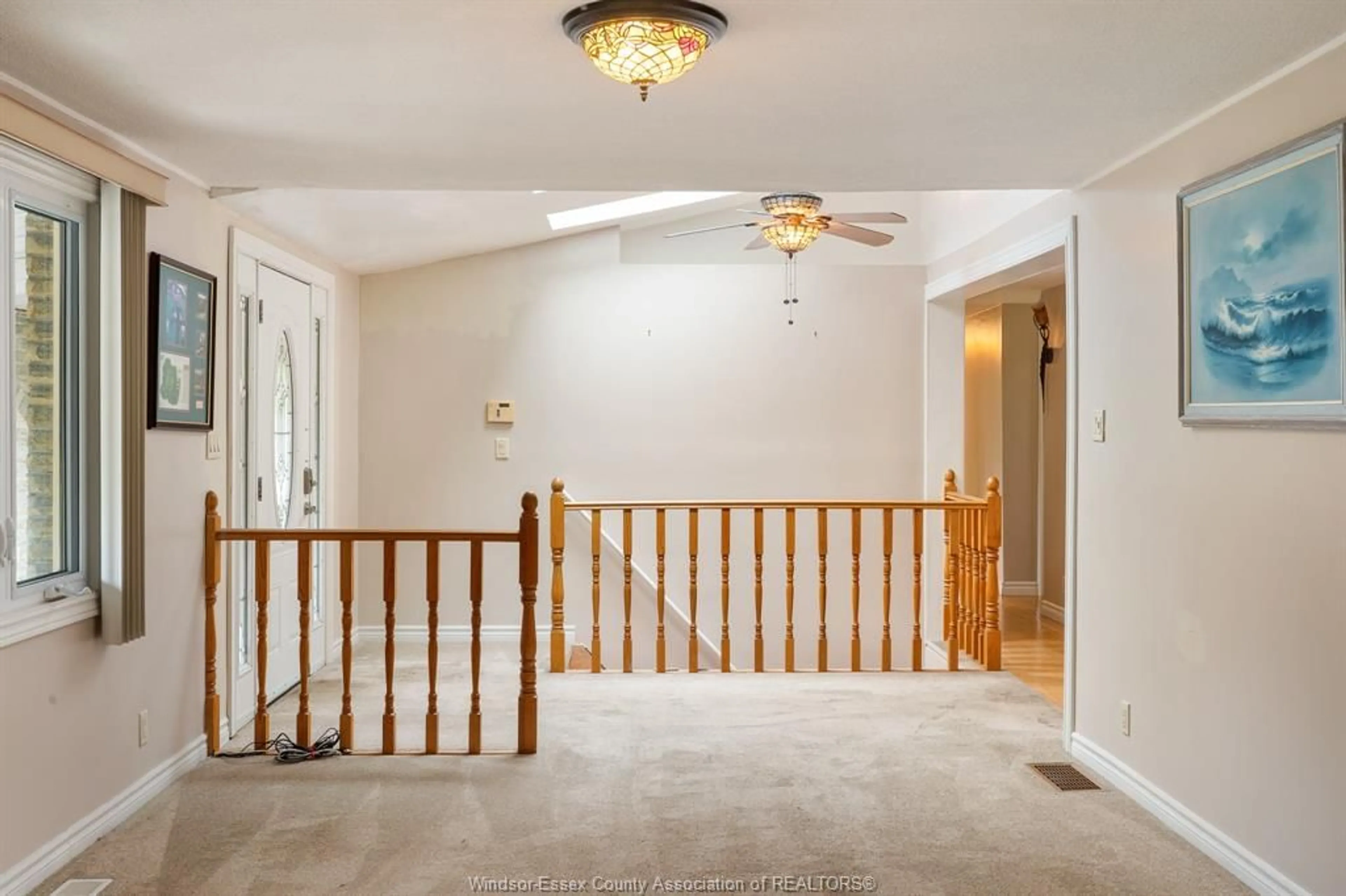 Indoor foyer for 1468 COUNTY RD 27, Lakeshore Ontario N0R 1A0