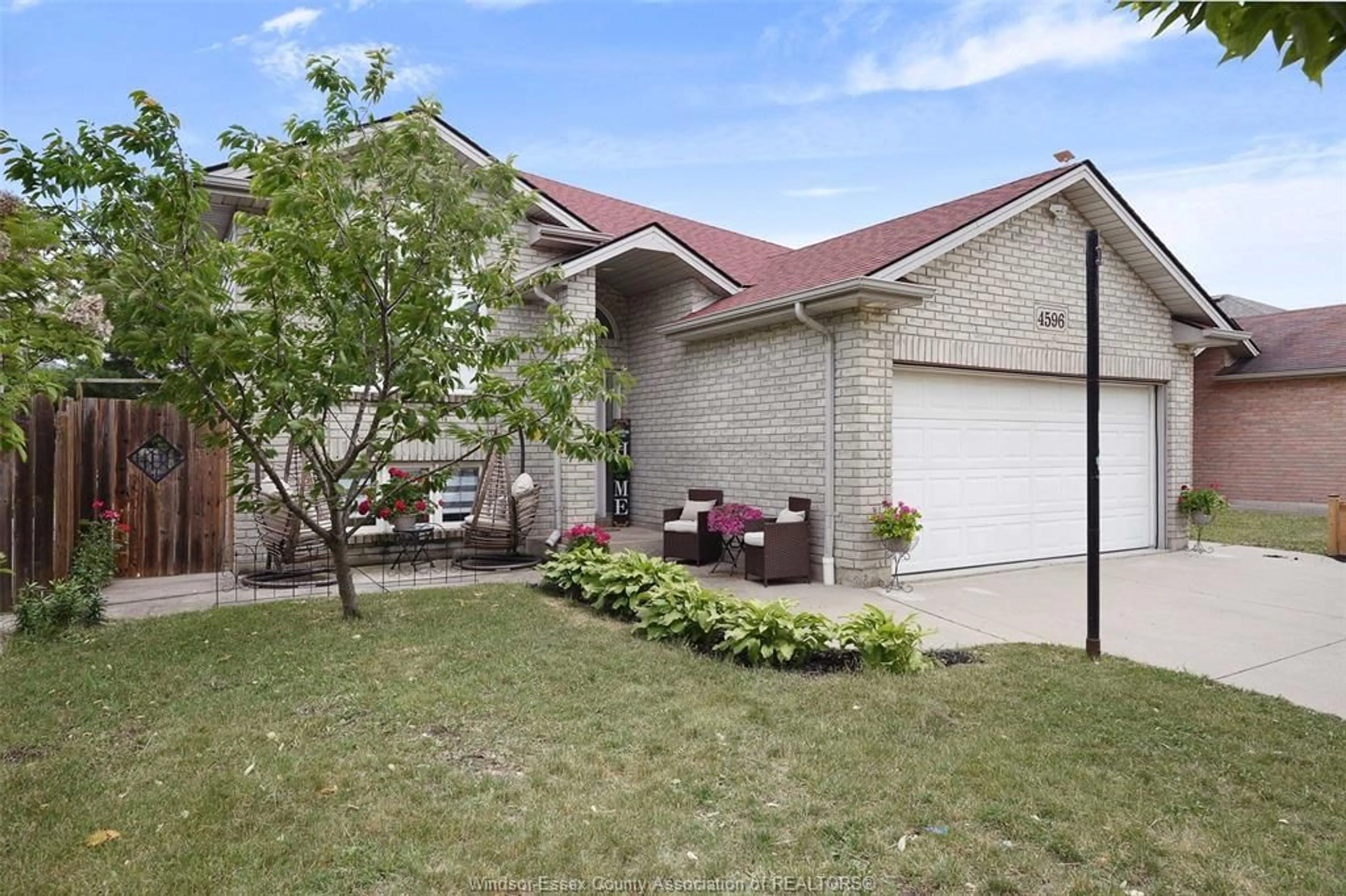 Unknown for 4596 FONTANA Ave, Windsor Ontario N9G 3C8