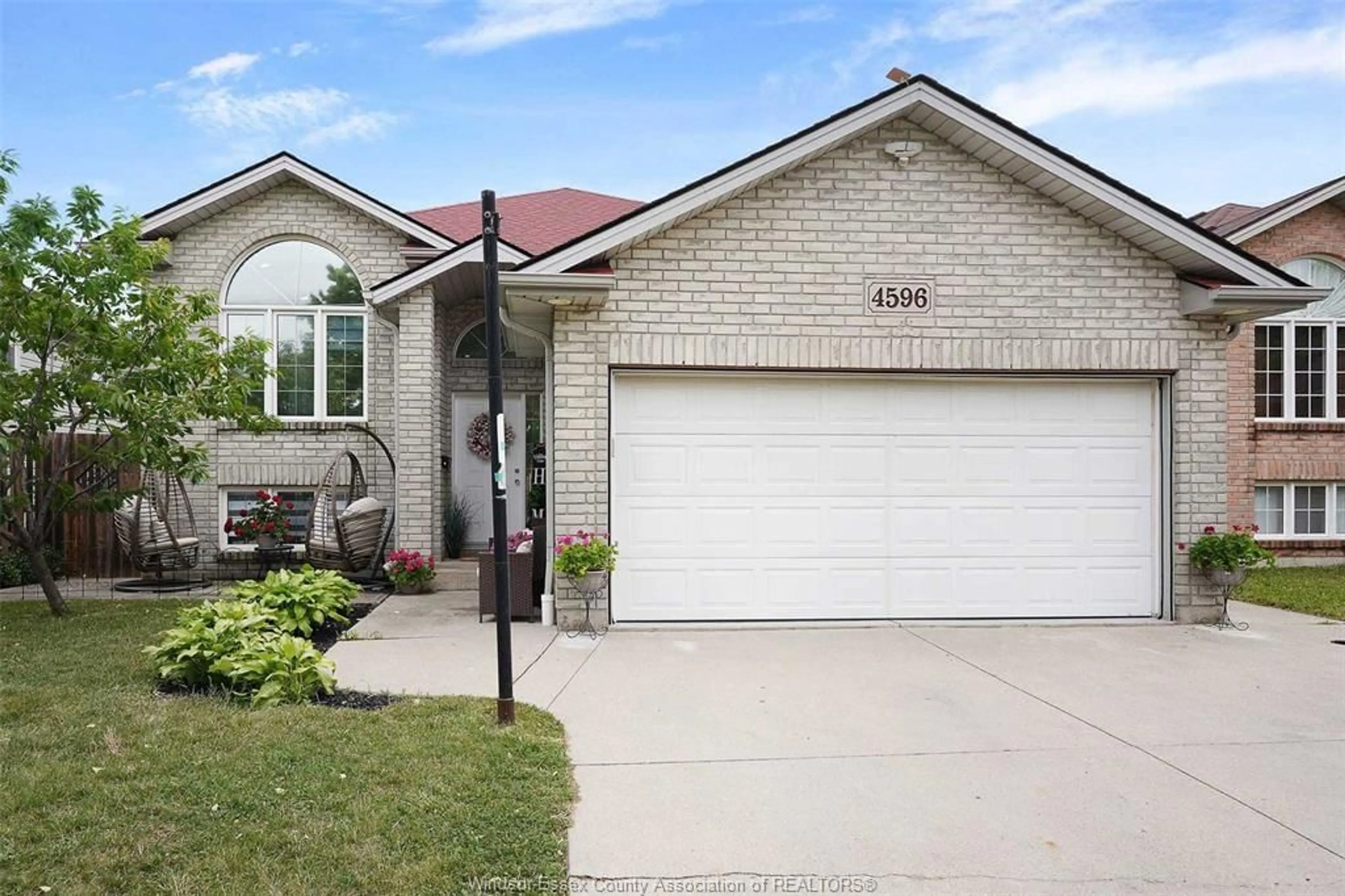 Home with brick exterior material, street for 4596 FONTANA Ave, Windsor Ontario N9G 3C8