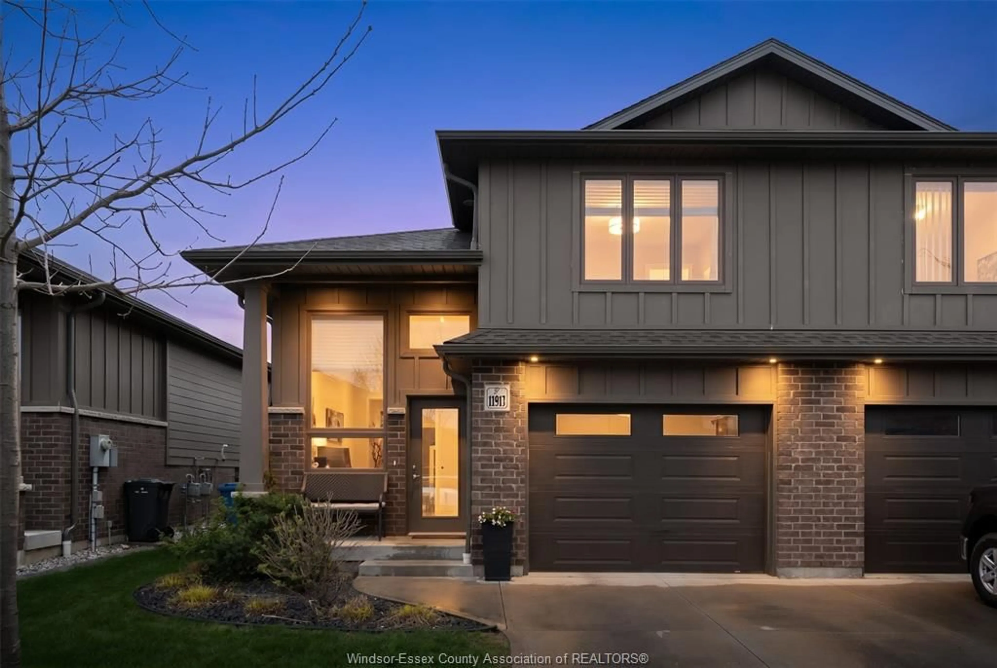 Home with brick exterior material, street for 11917 MAITLAND, Windsor Ontario N8P 0B9