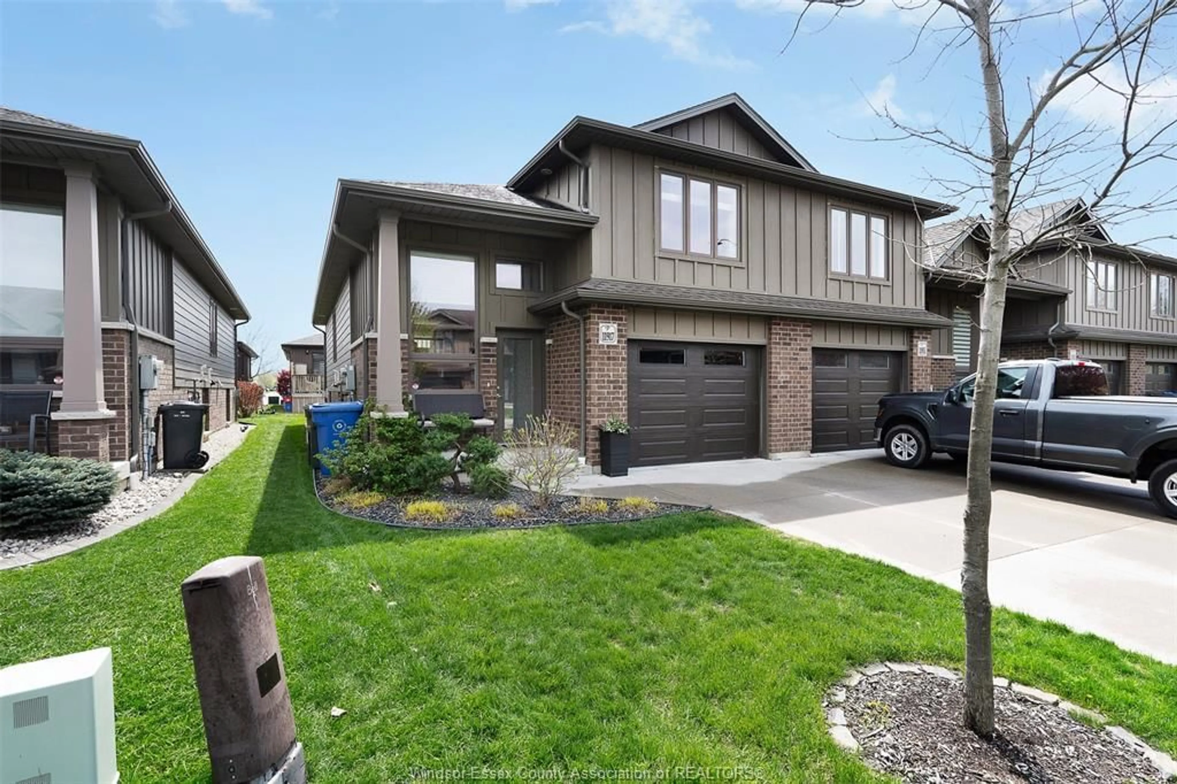 Home with brick exterior material, street for 11917 MAITLAND, Windsor Ontario N8P 0B9