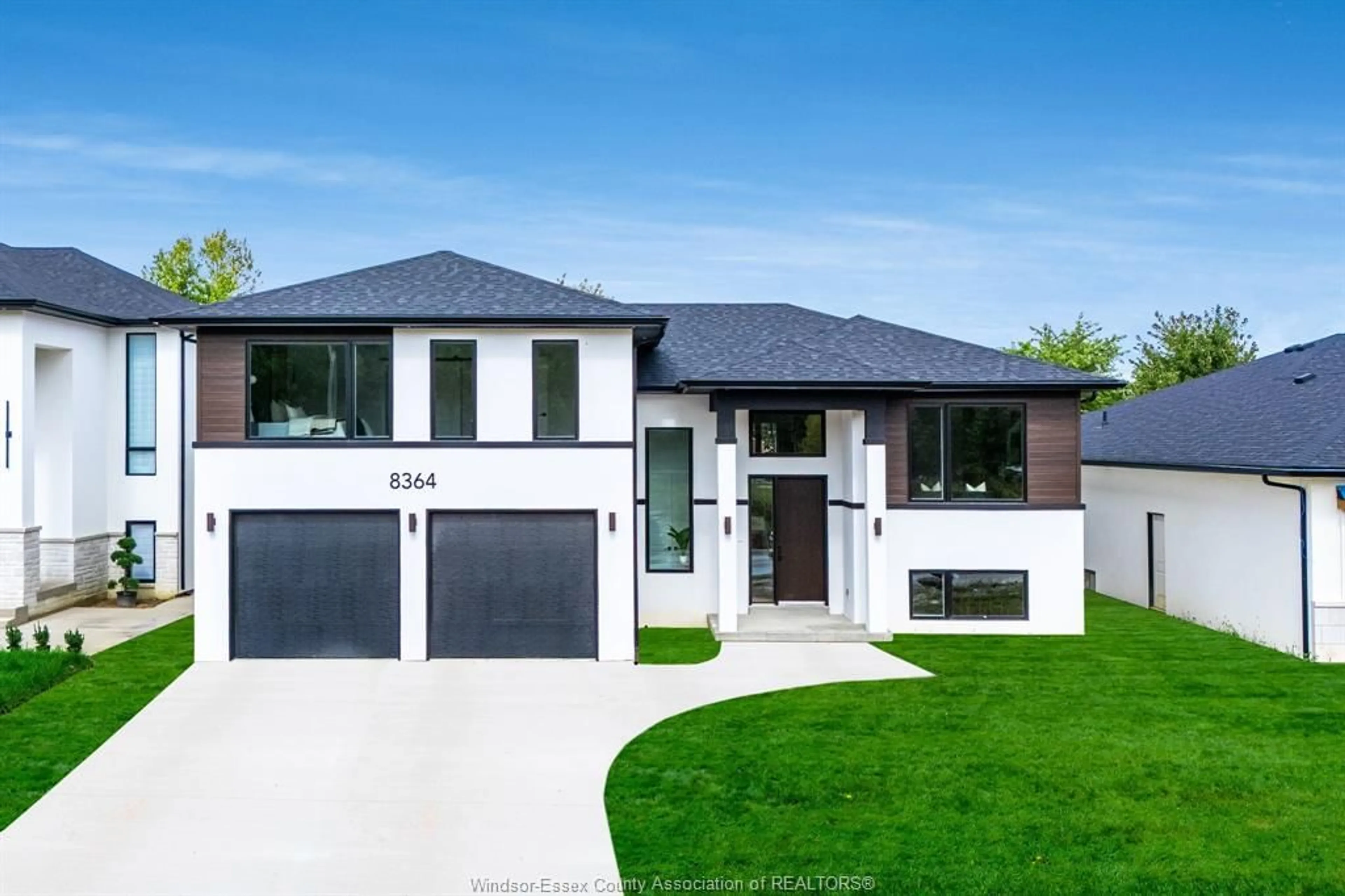 Home with vinyl exterior material, street for 8336 Annie, McGregor Ontario N0R 1J0