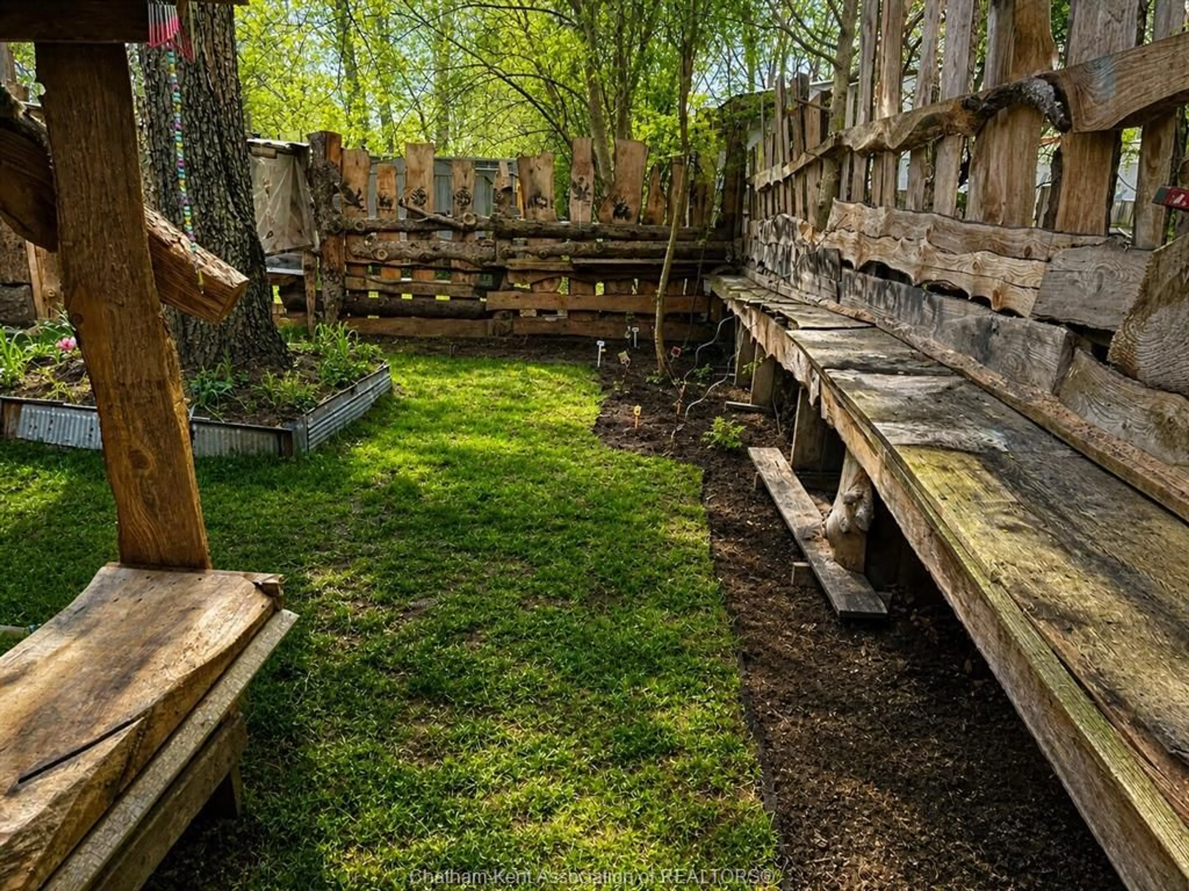 Patio, forest/trees view for 29338 Jane Rd #52, Thamesville Ontario N0P 2K0