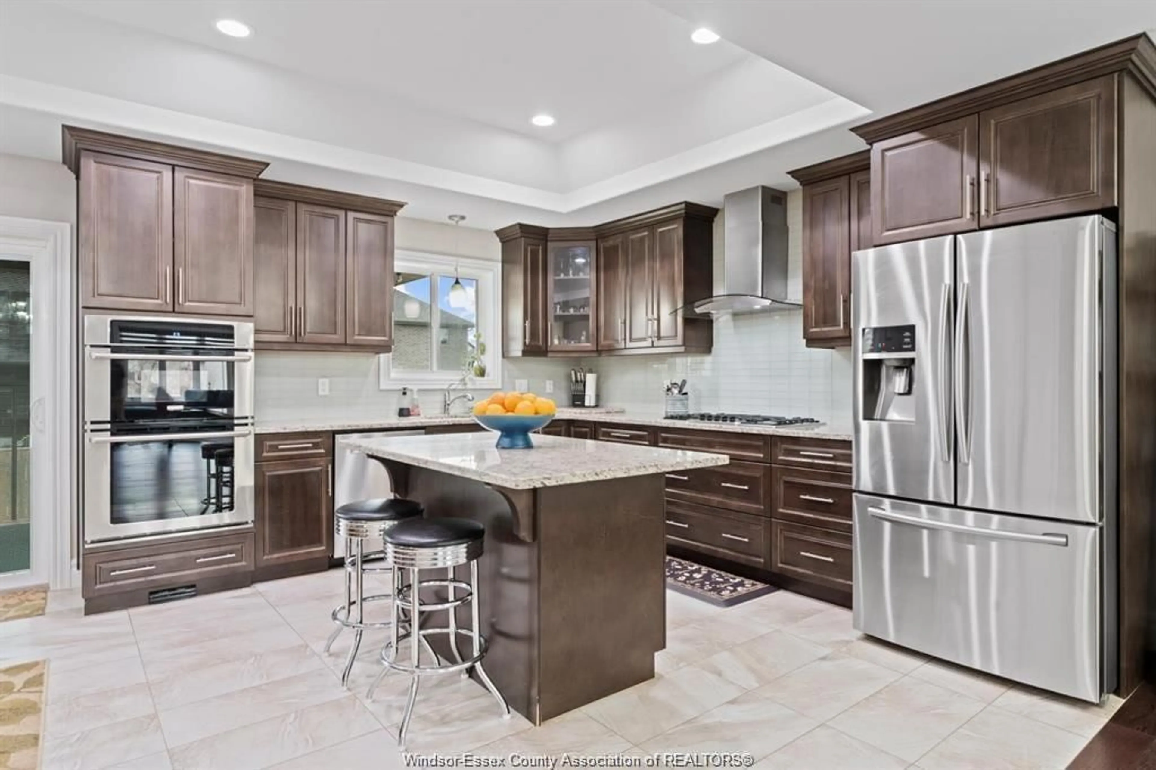 Contemporary kitchen, ceramic/tile floor for 1249 CANCUN, Windsor Ontario N9G 0B2