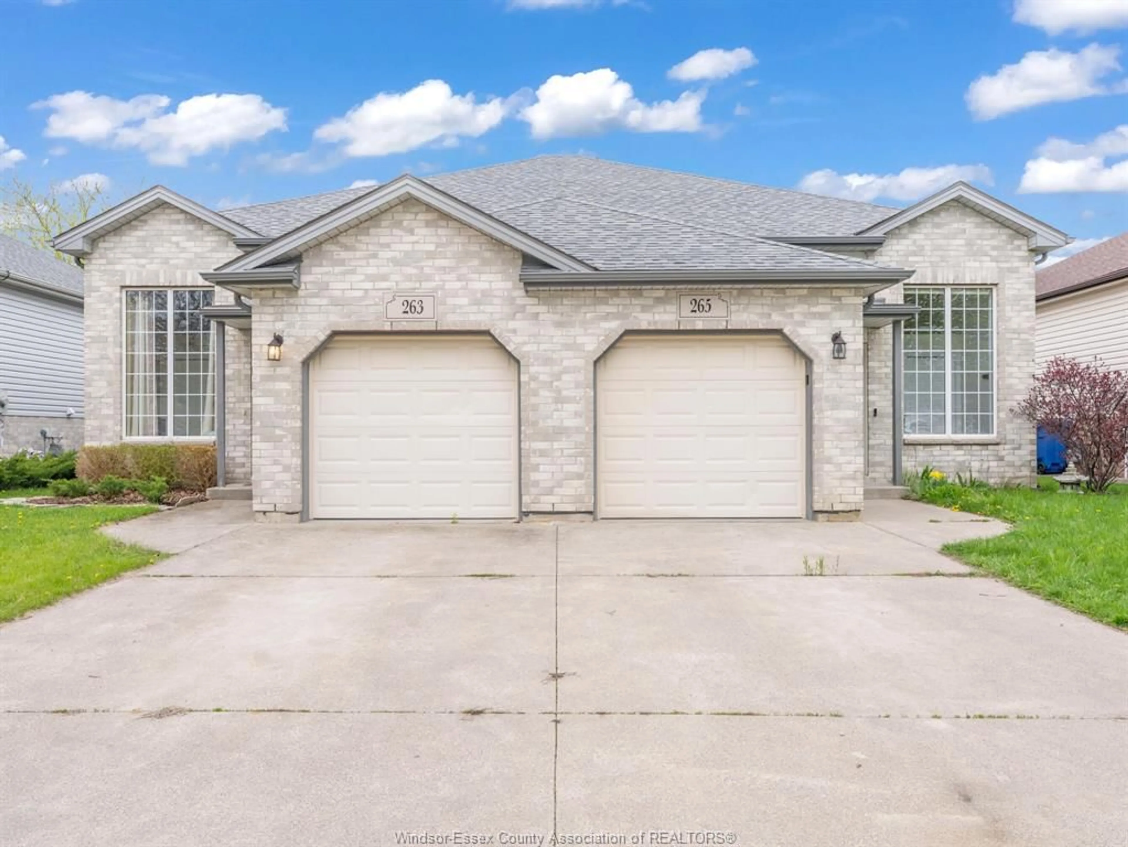 Home with brick exterior material, street for 265 DIEPPE Cres, Kingsville Ontario N9Y 4E8