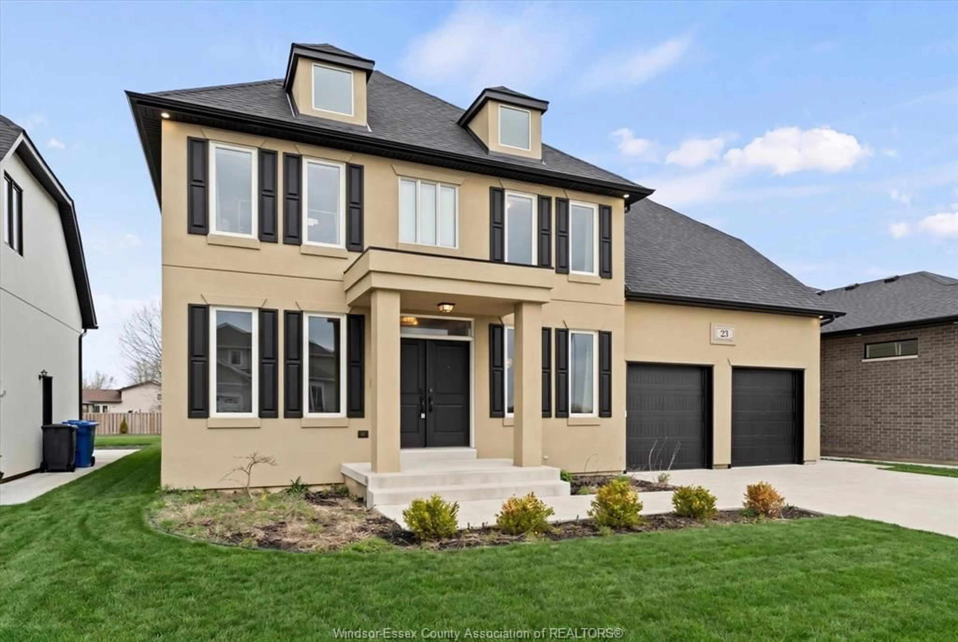 Home with brick exterior material, street for 23 BELLEVIEW Dr, Kingsville Ontario N0R 1B0
