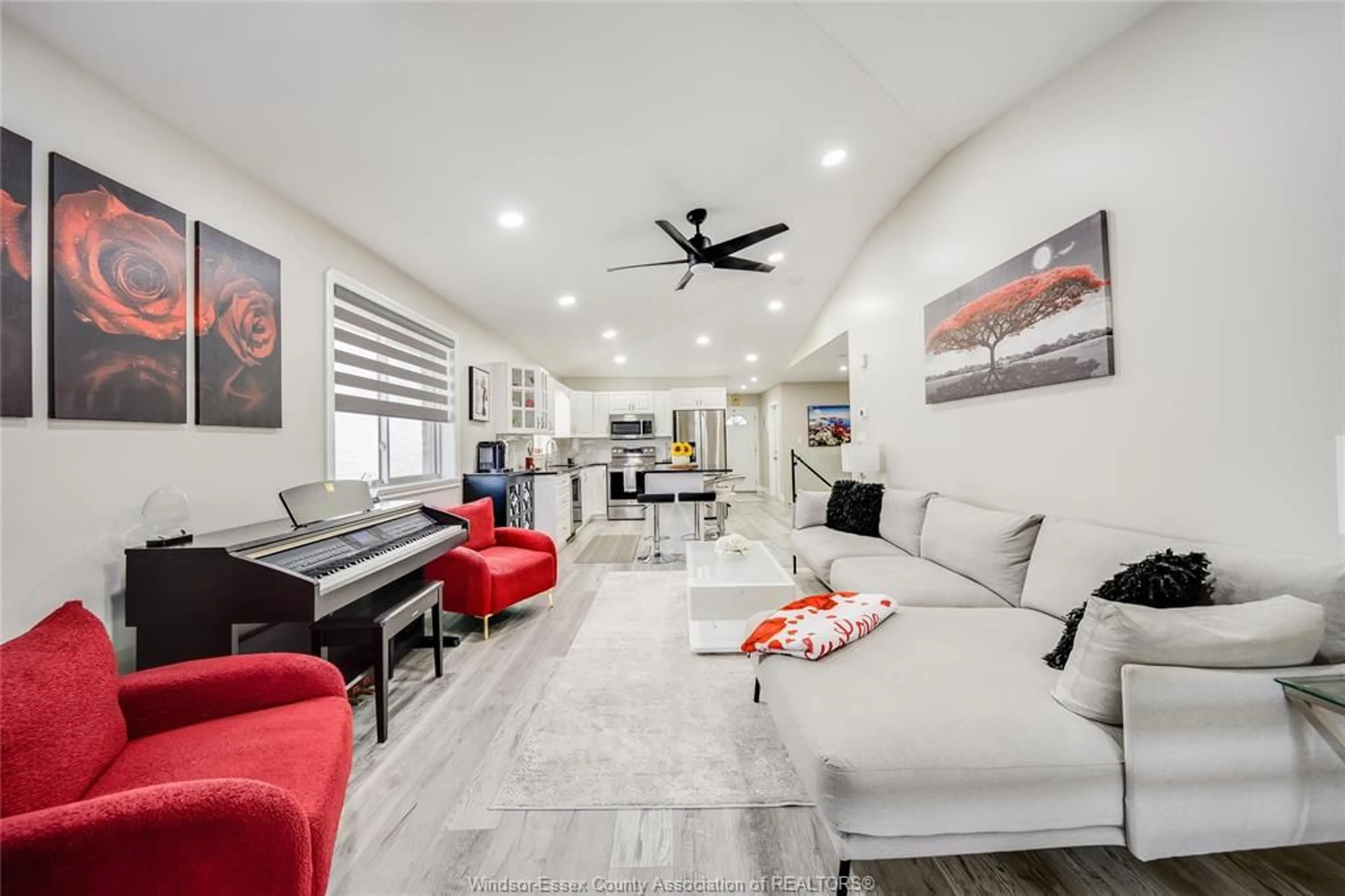 Living room with furniture, ceramic/tile floor for 1977 KIRKLAND Ave, Windsor Ontario N8P 1P7