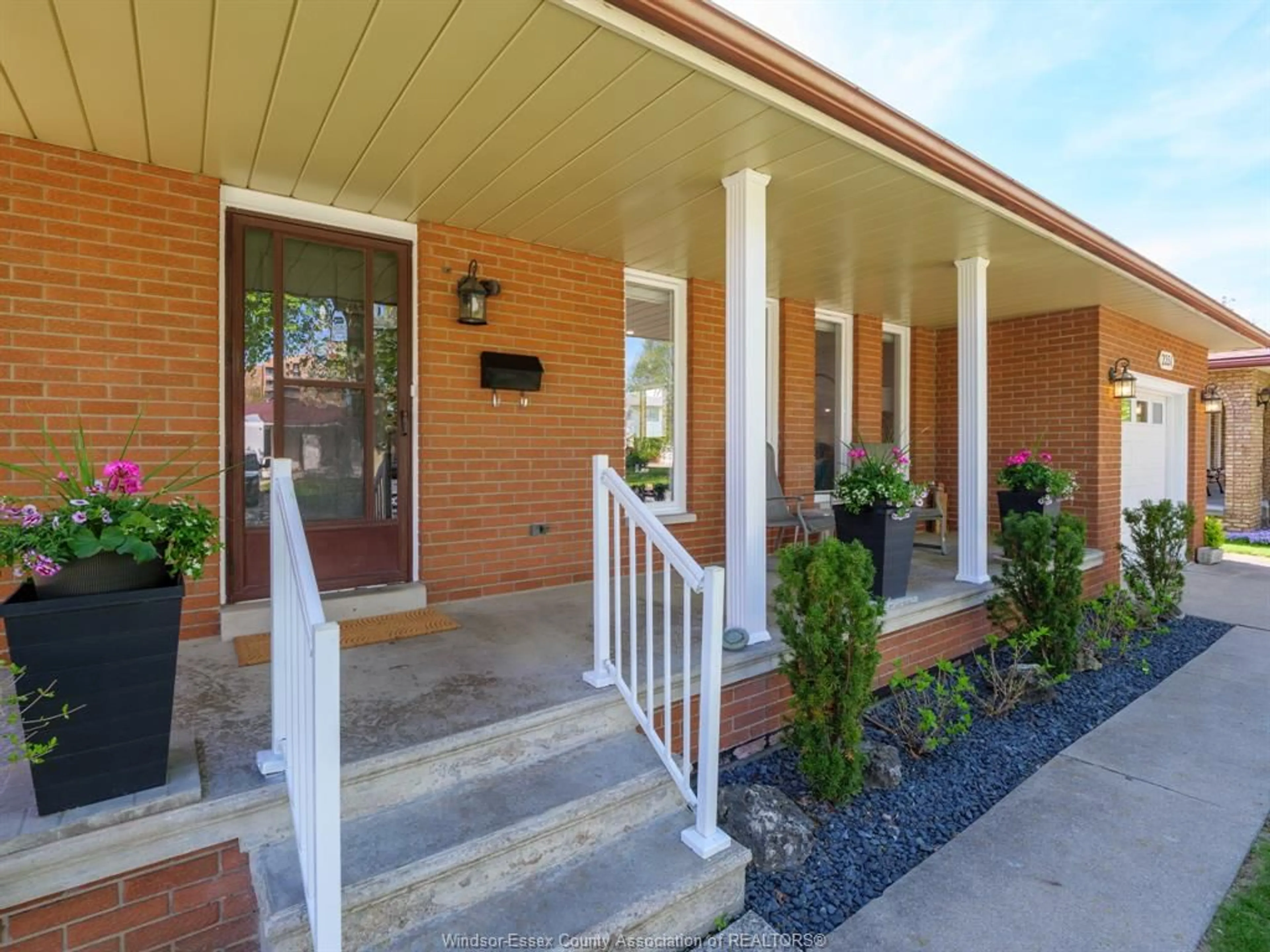 Home with brick exterior material, street for 2351 SANTOS Dr, Windsor Ontario N9G 2J7