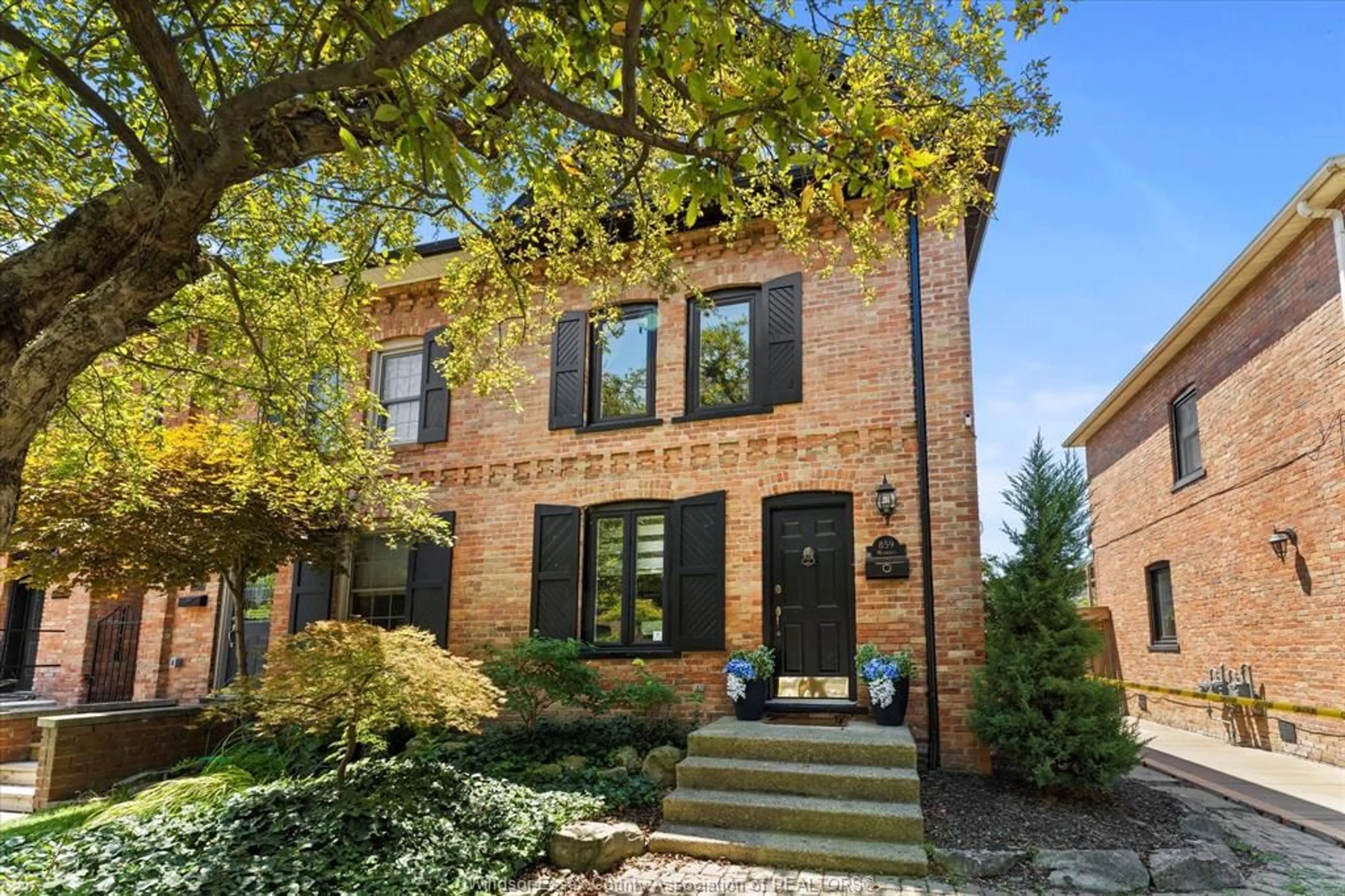 Home with brick exterior material, street for 859 MONMOUTH, Windsor Ontario N8Y 3L5