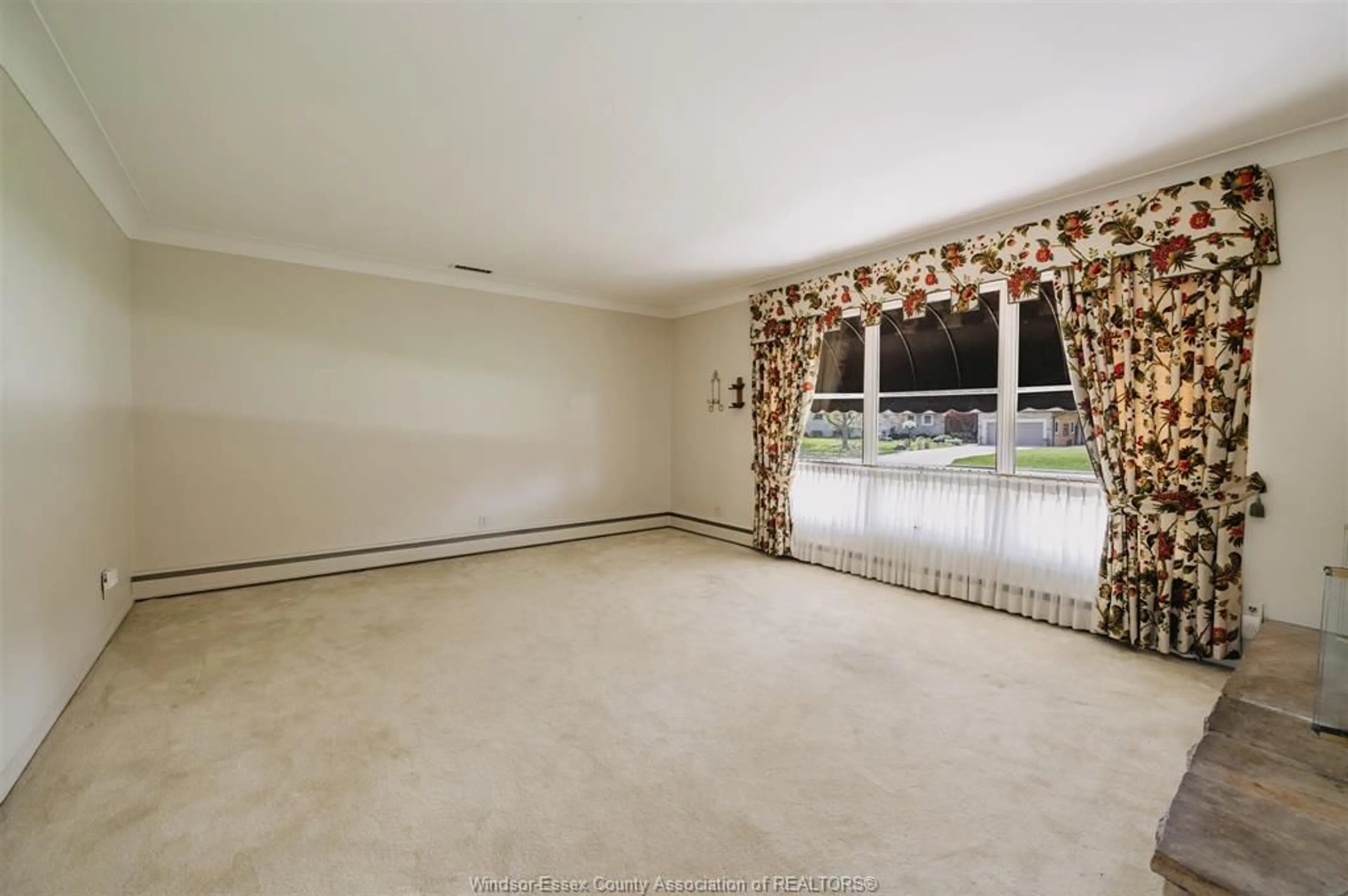 A pic of a room for 770 Morand St, Windsor Ontario N9G 1H9