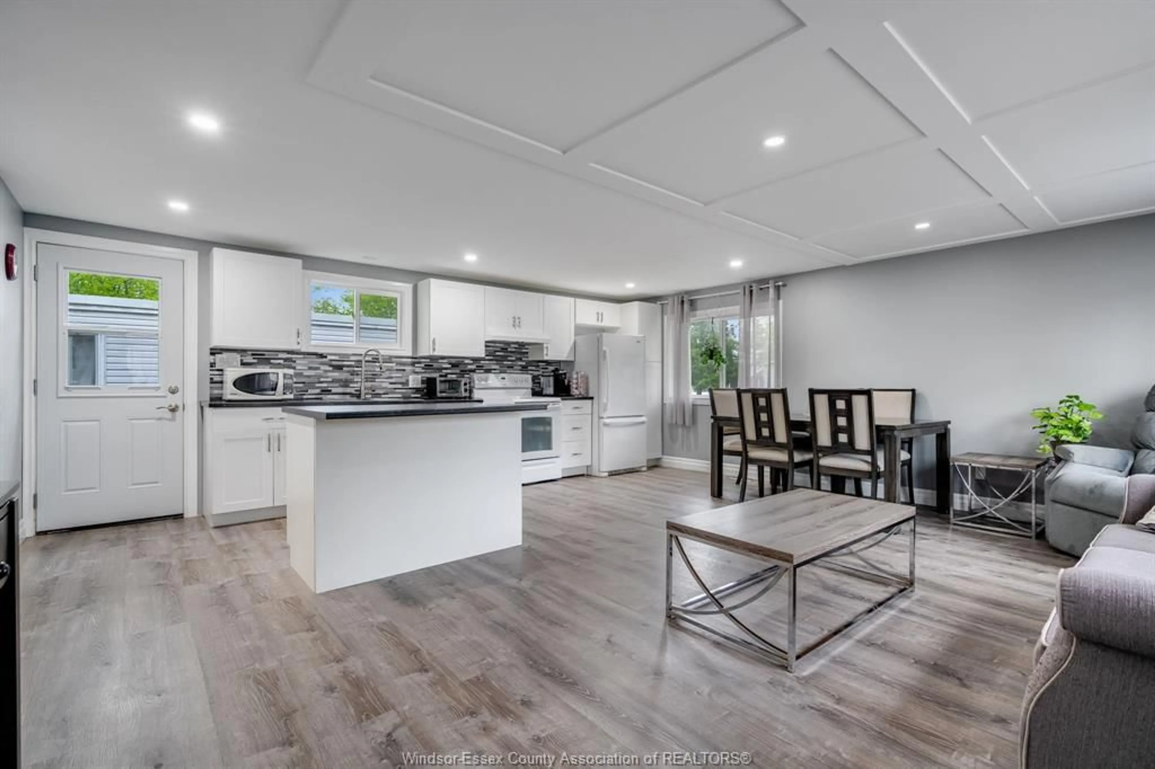 Open concept kitchen, unknown for 209 Dana Dr, Essex Ontario N8M 2A9