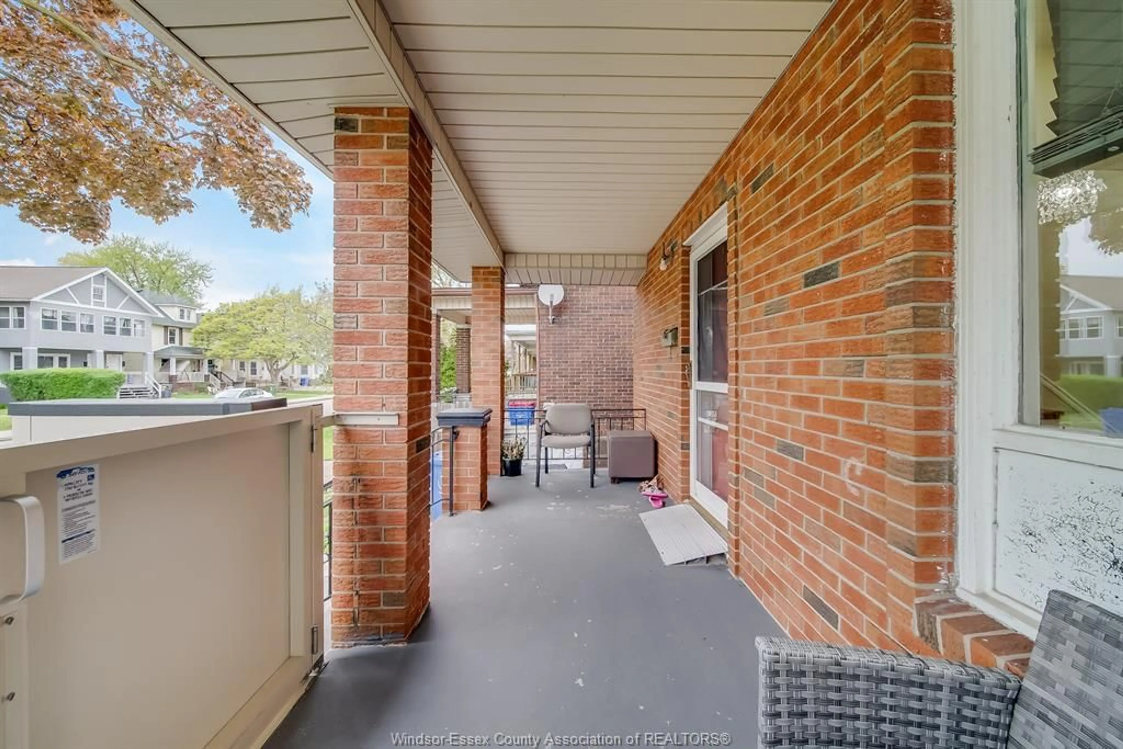 Patio, street for 748 MOY, Windsor Ontario N9A 2N6