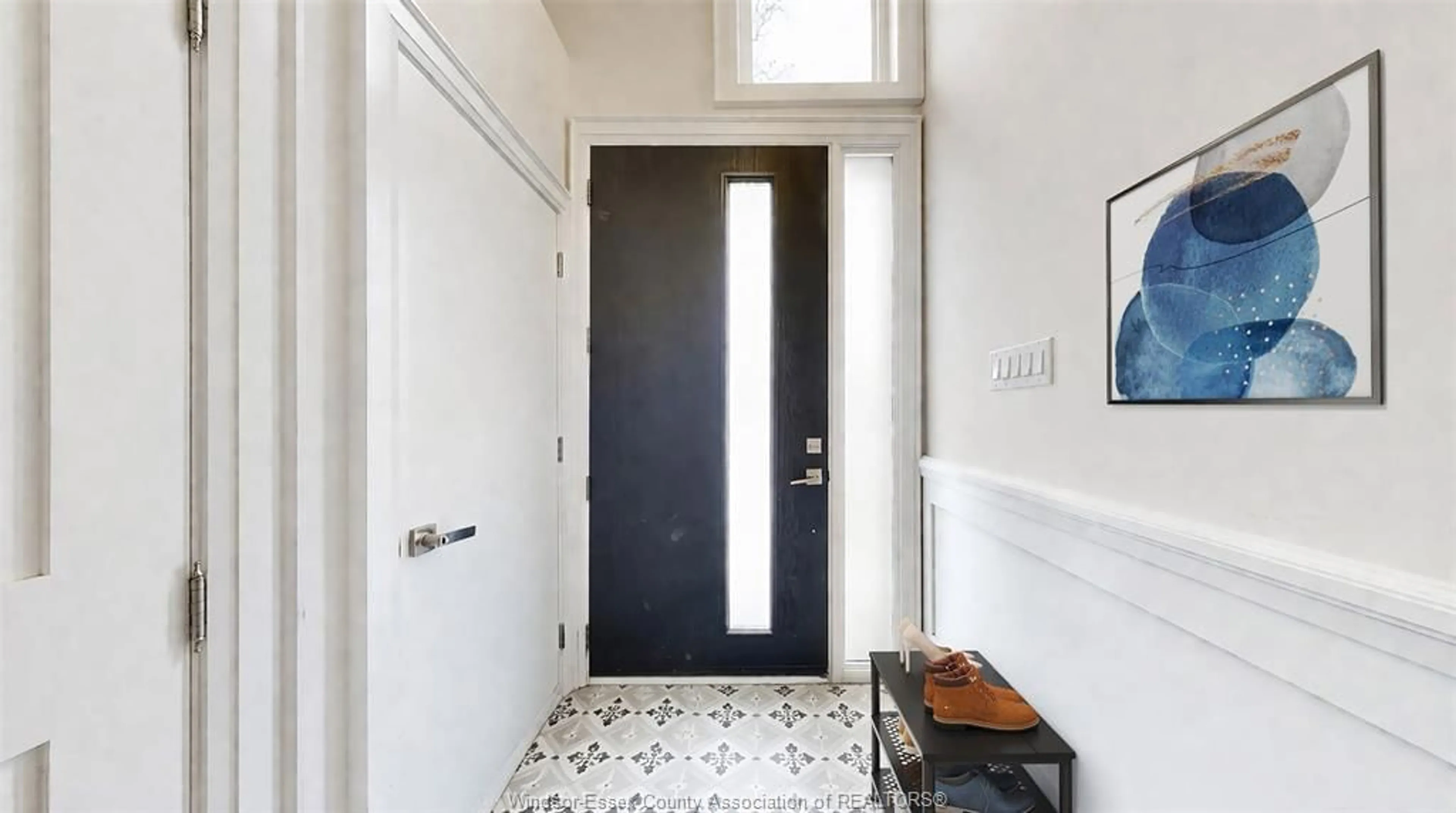 Indoor entryway for 63A ATLEE Ave, Scarborough Ontario M1N 3X3